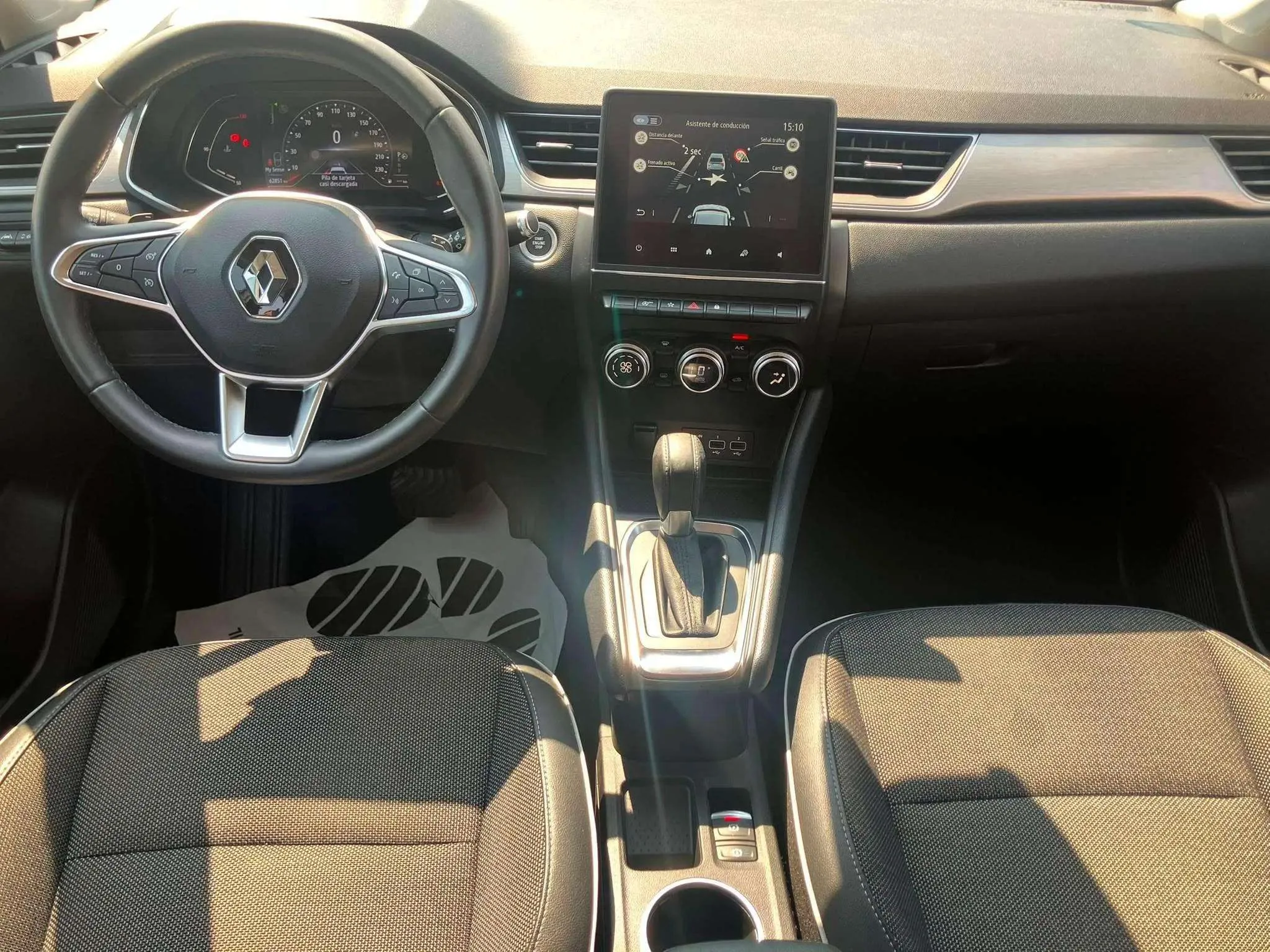 Renault Captur Zen TCe 140 EDC GPF Micro Híbrido - foto 11