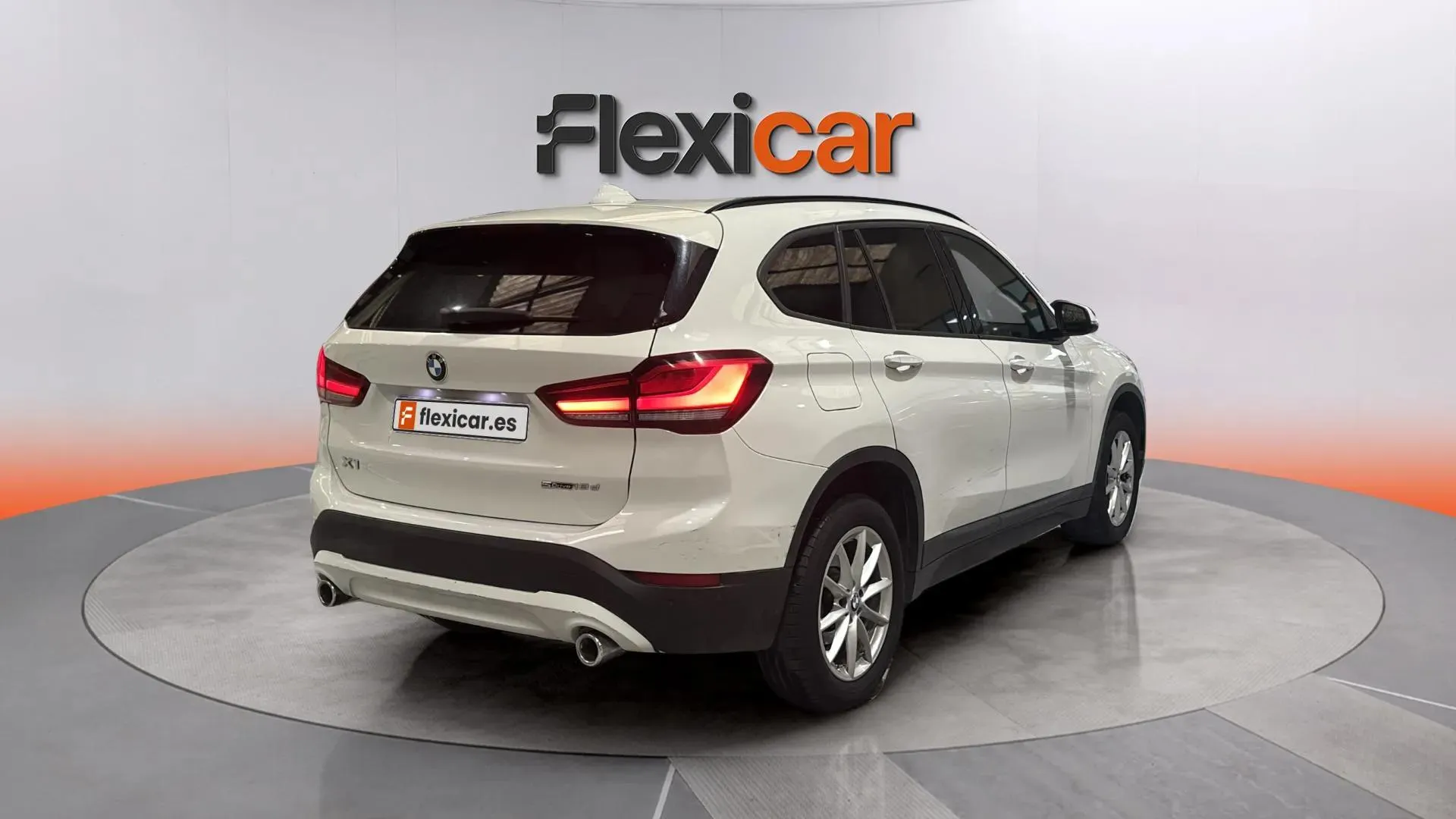 BMW X1 sDrive18d - foto 7