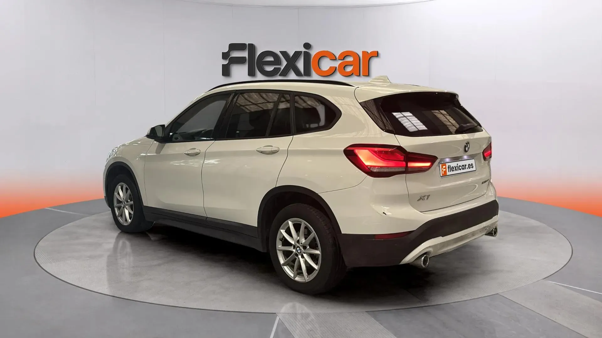 BMW X1 sDrive18d - foto 5