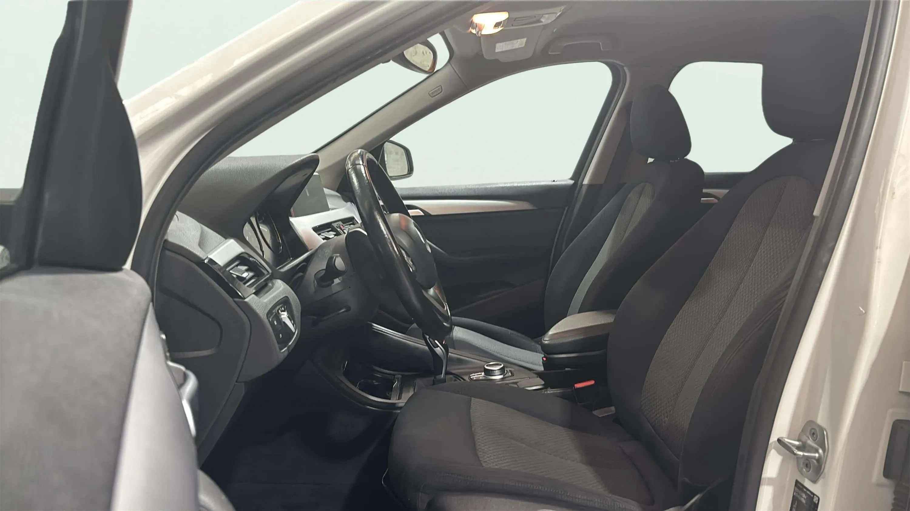 BMW X1 sDrive18d - foto 18