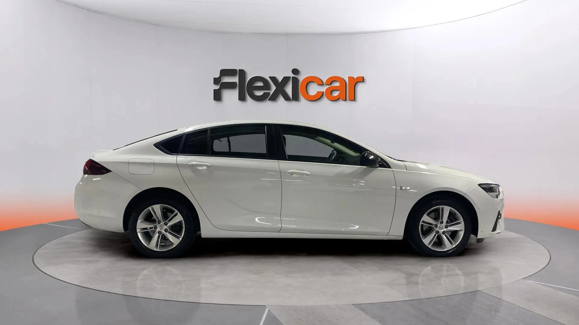 Opel Insignia GS Business Elegance 1.5D DVH AT8 - foto 8