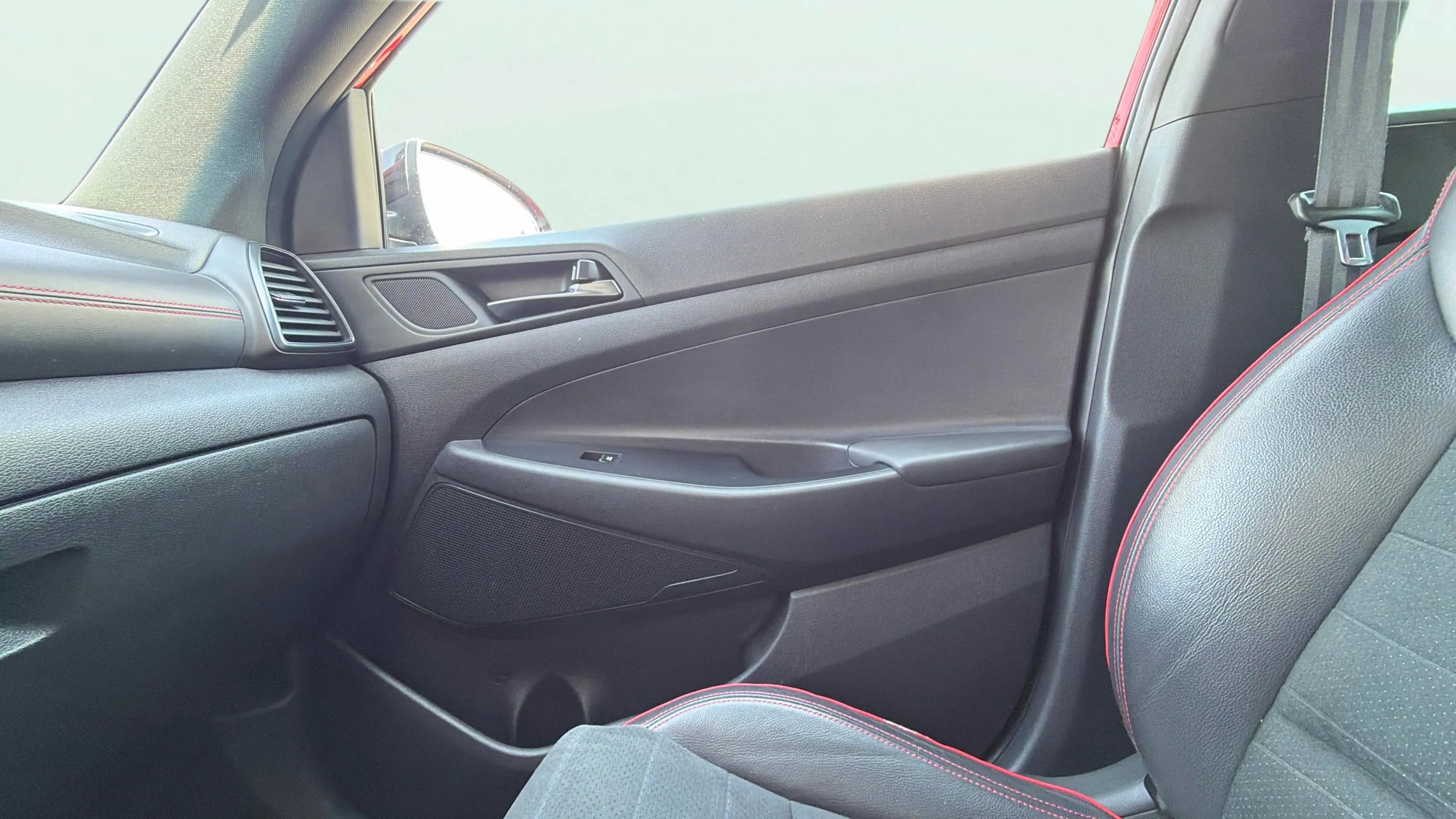 Hyundai Tucson 1.6 CRDi 48V N-Line 4x2 - foto 29