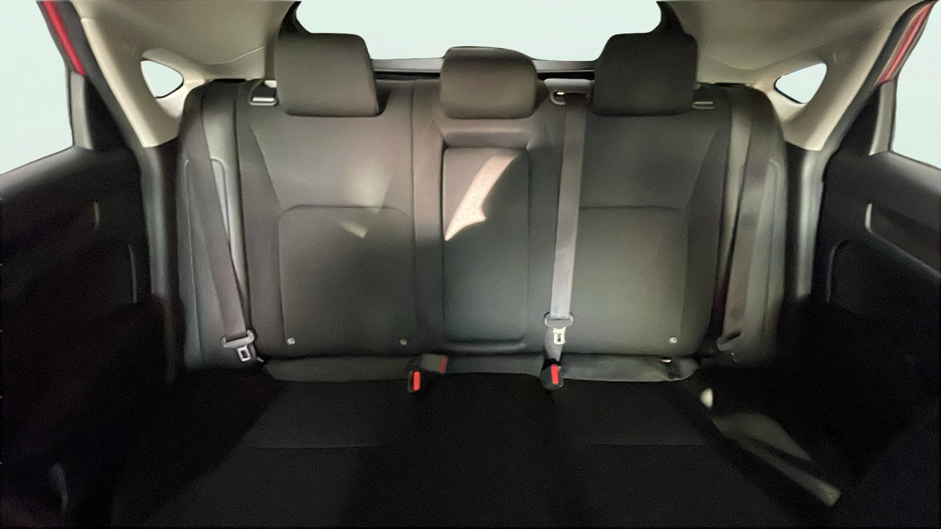 Honda Civic 2.0 i-MMD Elegance CVT - foto 21