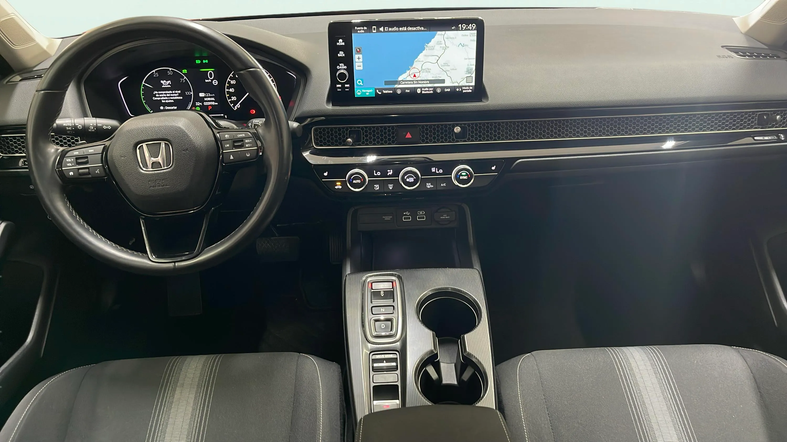 Honda Civic 2.0 i-MMD Elegance CVT - foto 9