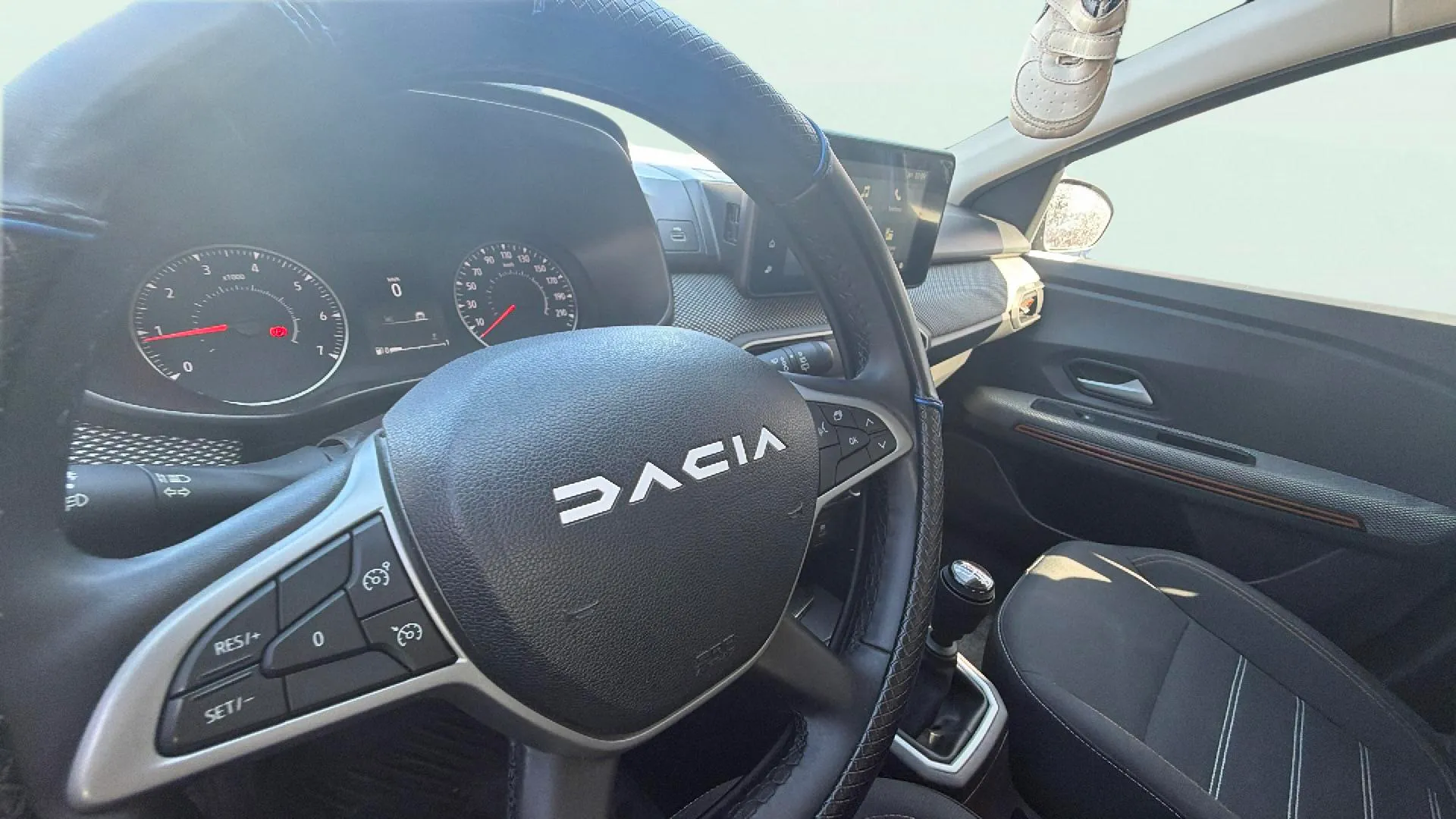 Dacia Sandero Essential TCe - foto 7