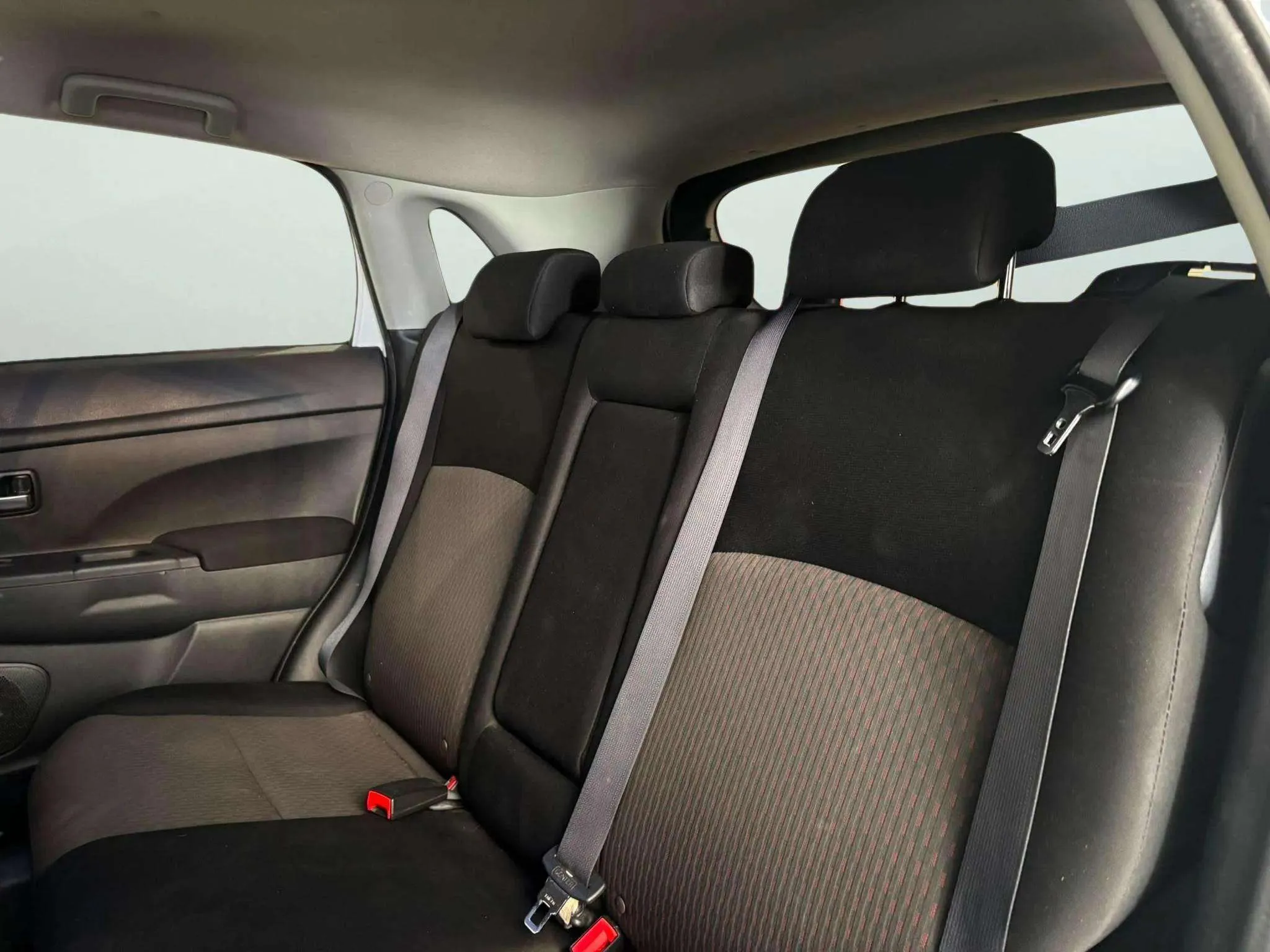 Mitsubishi ASX 160 DI-D Motion - foto 12