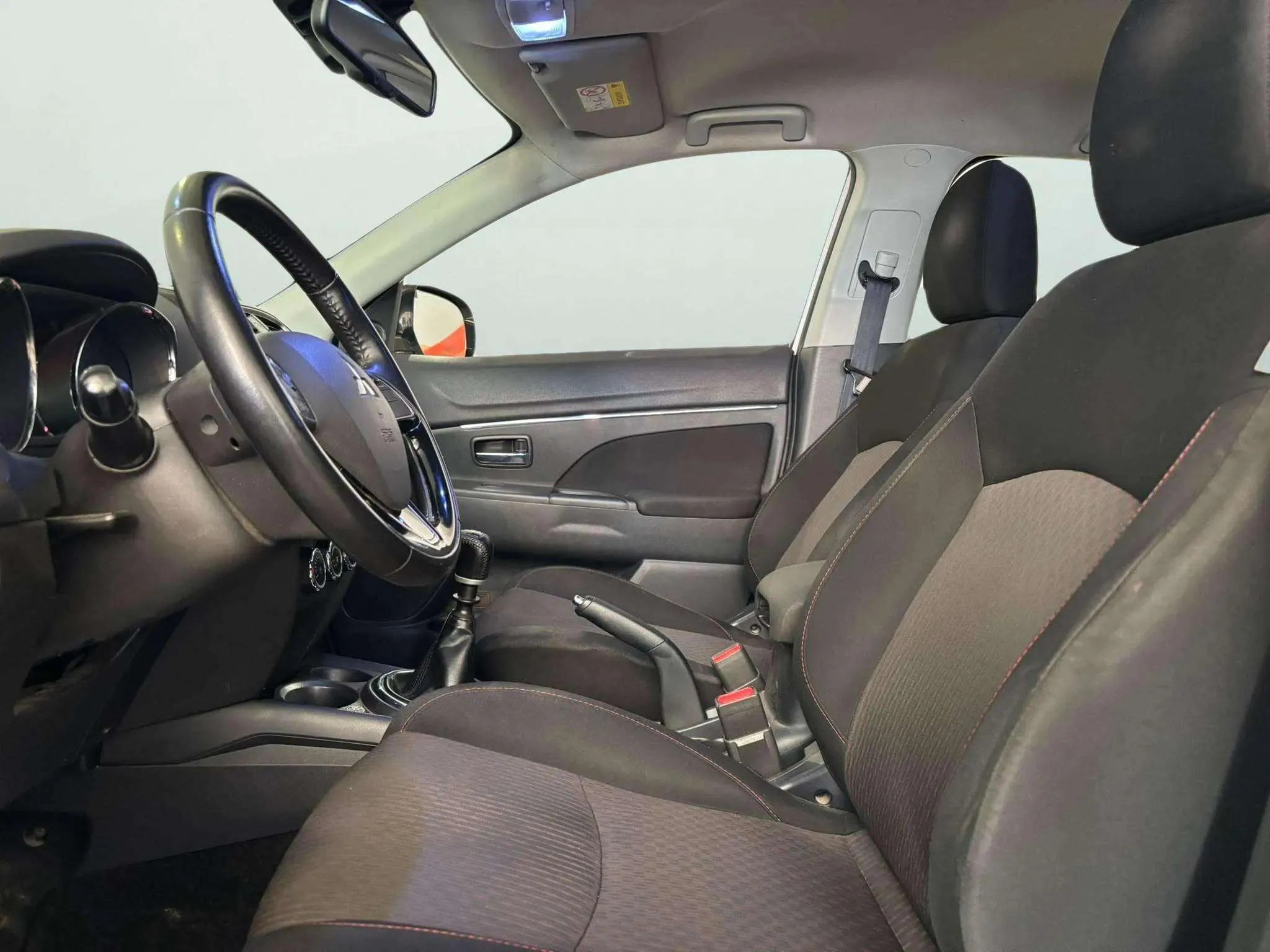 Mitsubishi ASX 160 DI-D Motion - foto 8