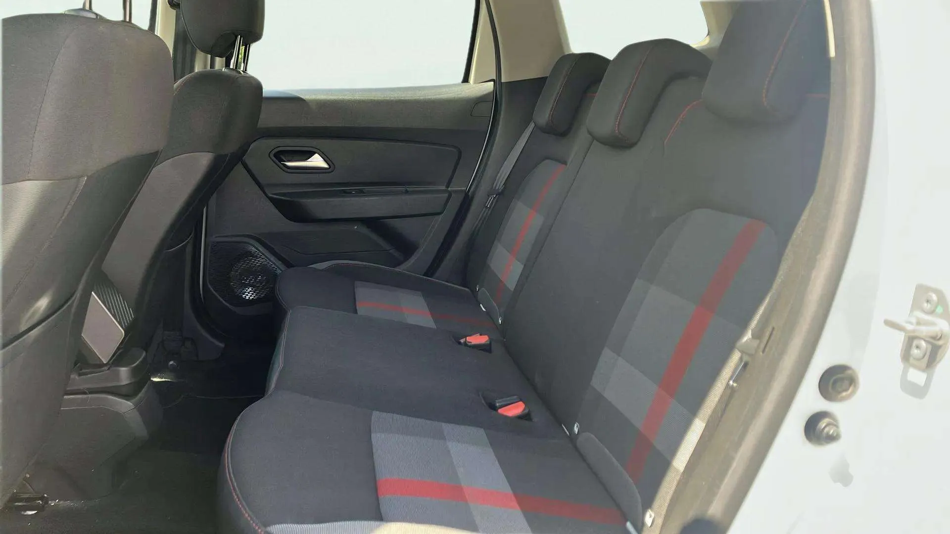Dacia Duster SL Aniversario TCe 4x2 GPF - foto 17