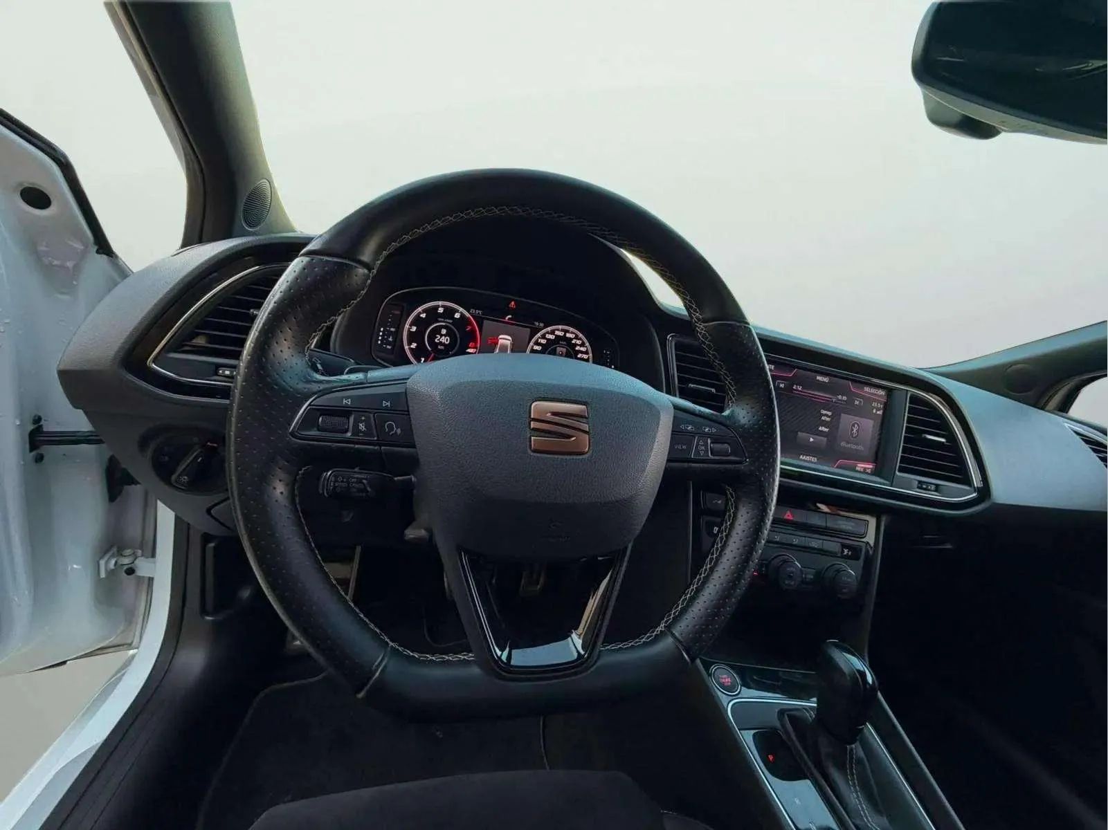 SEAT León 2.0 TSI DSG-7 St&Sp Cupra - foto 7