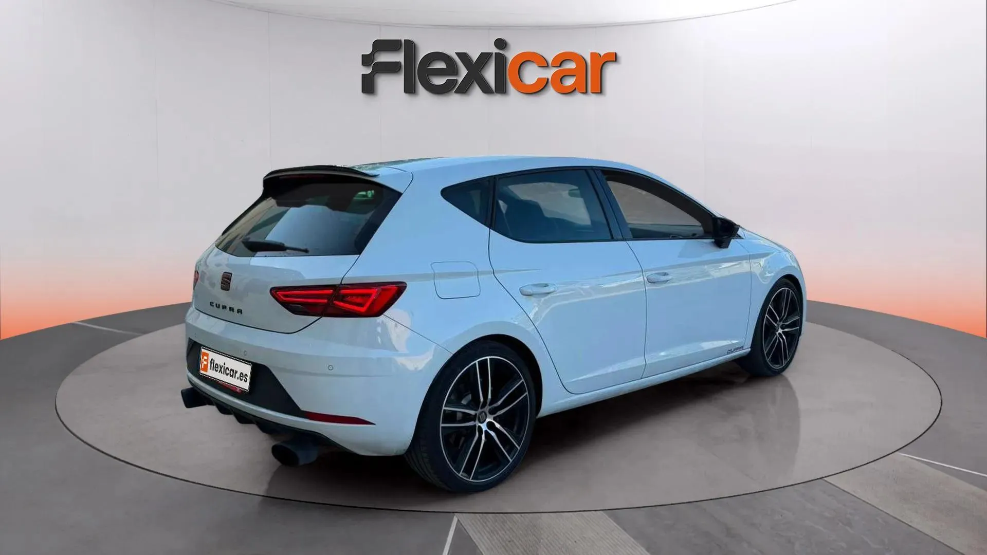 SEAT León 2.0 TSI DSG-7 St&Sp Cupra - foto 4