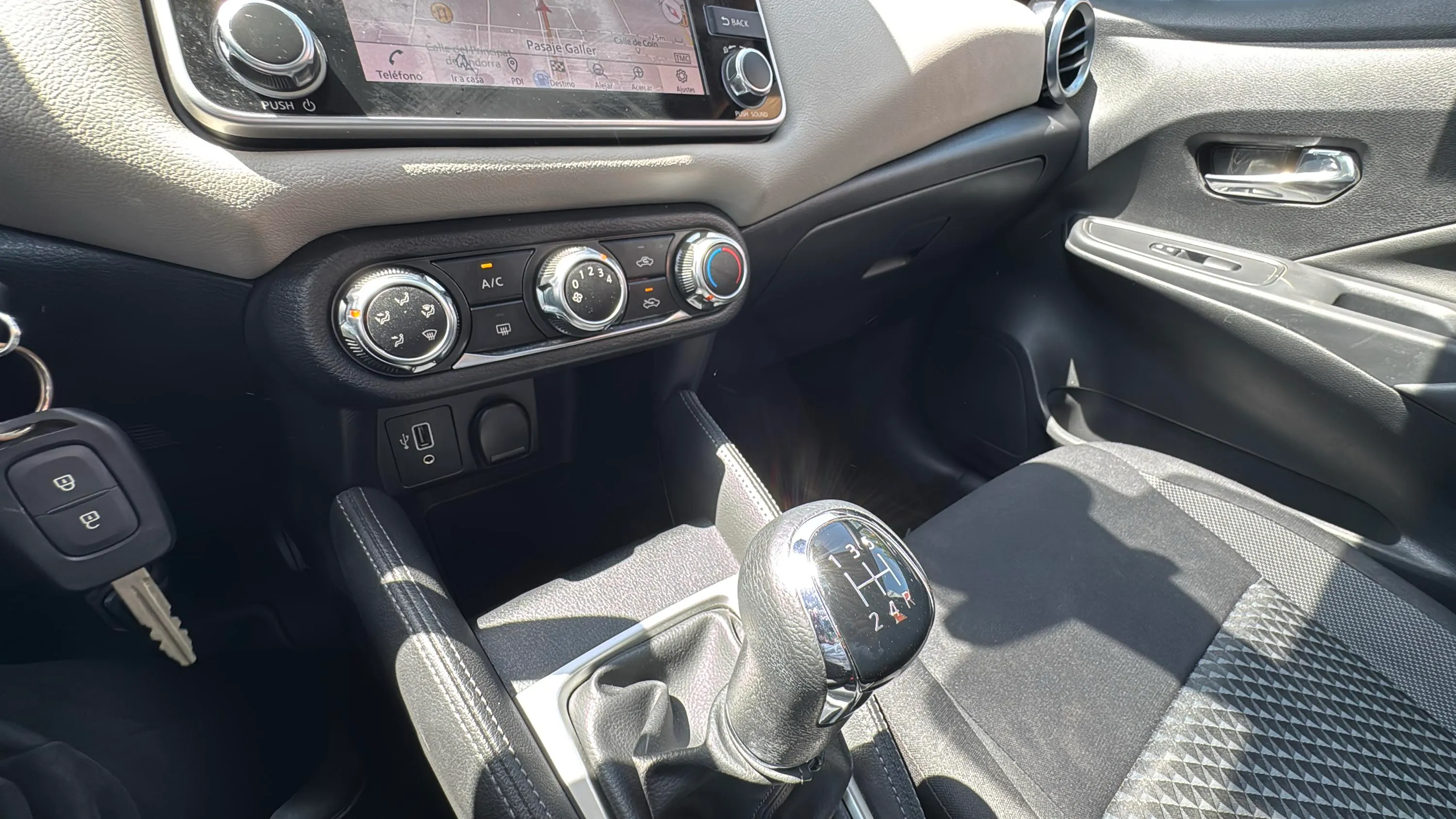 Nissan Micra IG-T E6D-F Acenta - foto 21