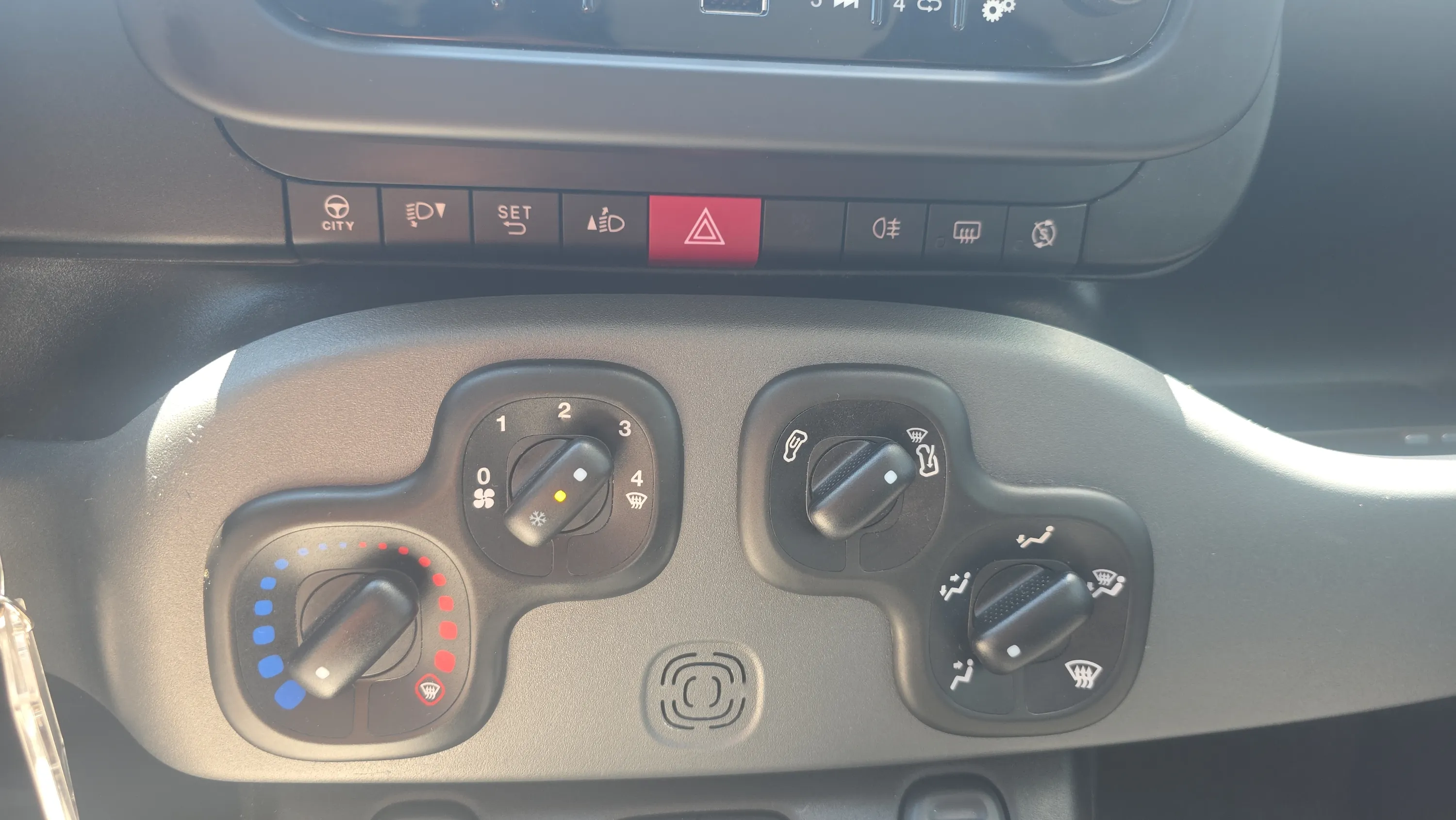 Fiat Panda City Life Hybrid 1.0 Gse - foto 16