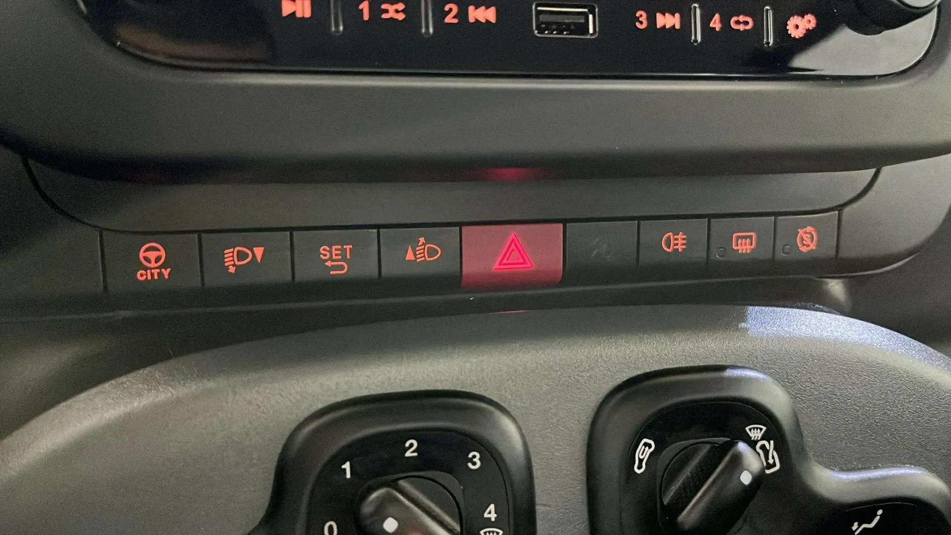 Fiat Panda City Life Hybrid 1.0 Gse - foto 20