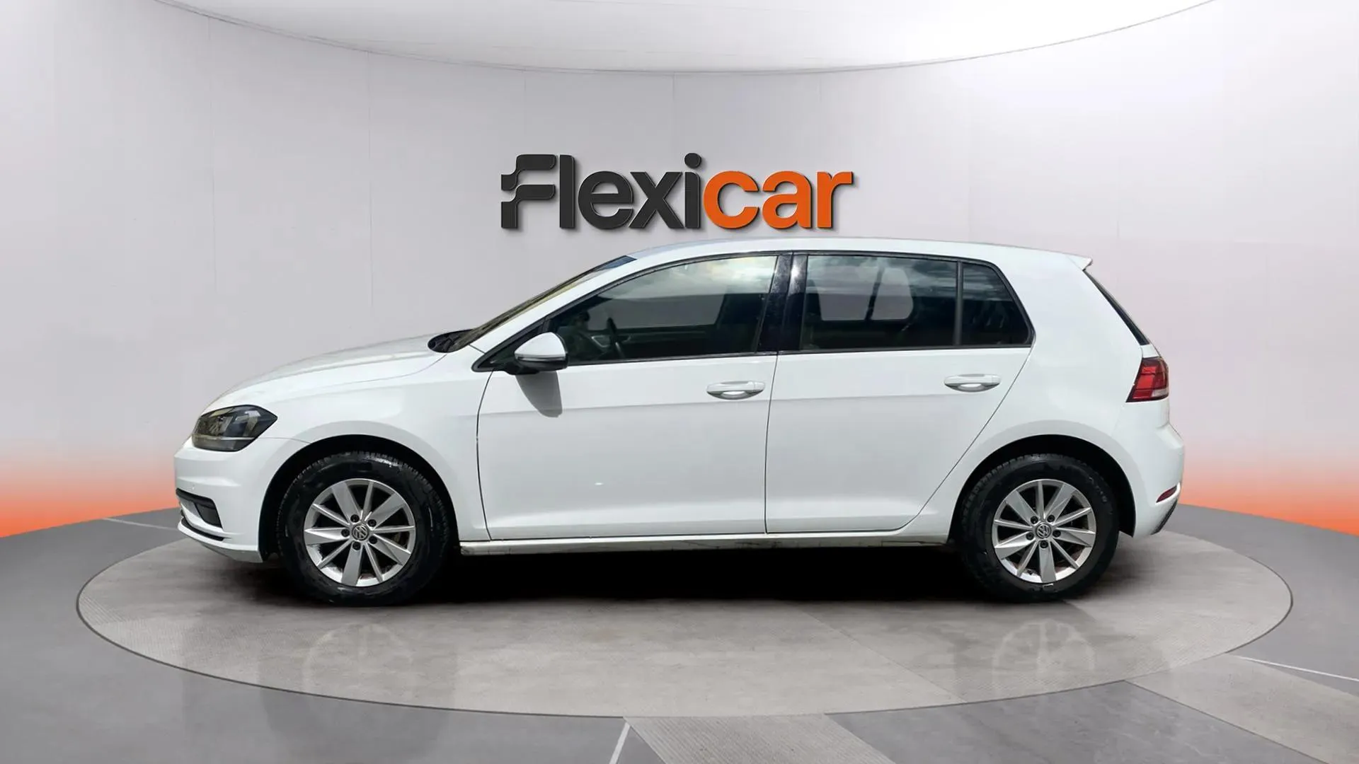 Volkswagen Golf Ready2Go 1.0 TSI - foto 6