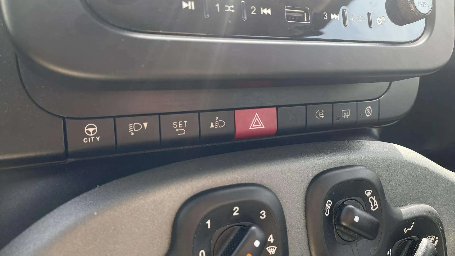 Fiat Panda City Life Hybrid 1.0 Gse - foto 22
