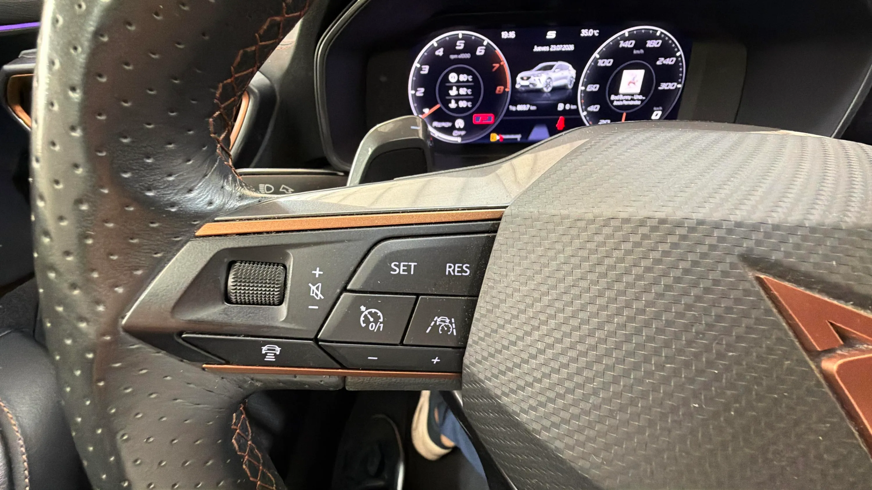 Cupra Formentor 1.5 TSI DSG - foto 21