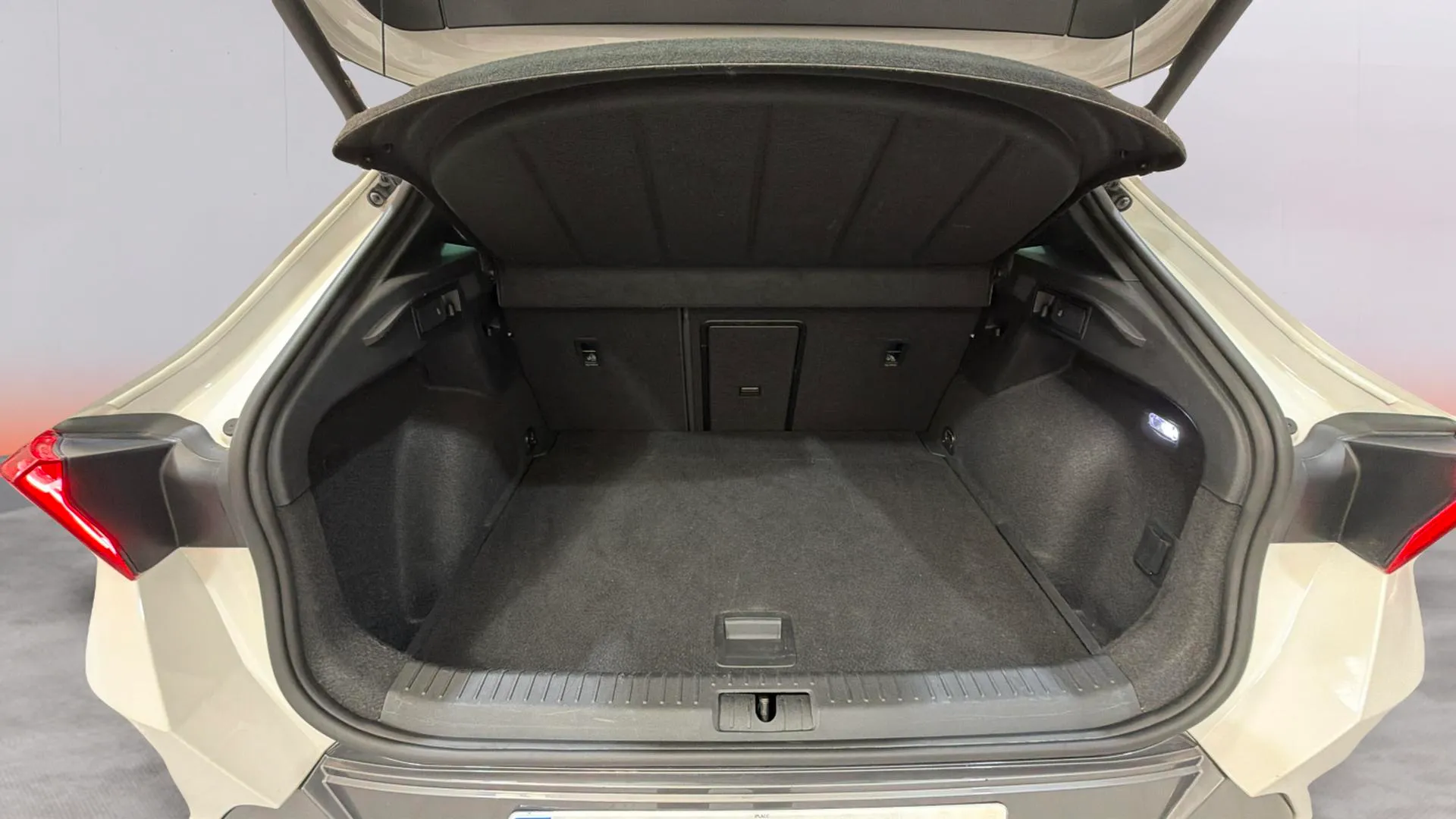 Cupra Formentor 1.5 TSI DSG - foto 10