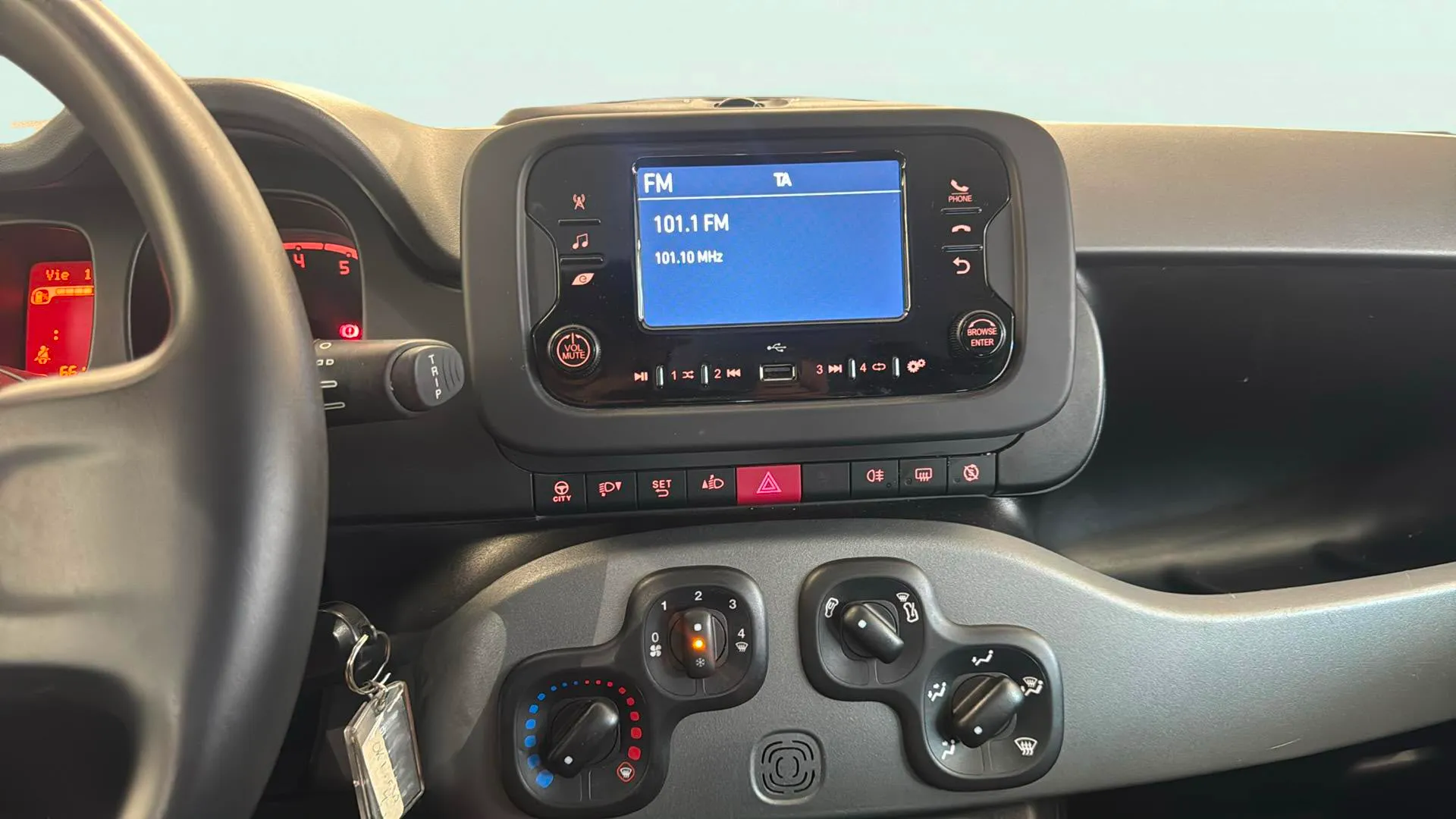 Fiat Panda City Life Hybrid 1.0 Gse - foto 17