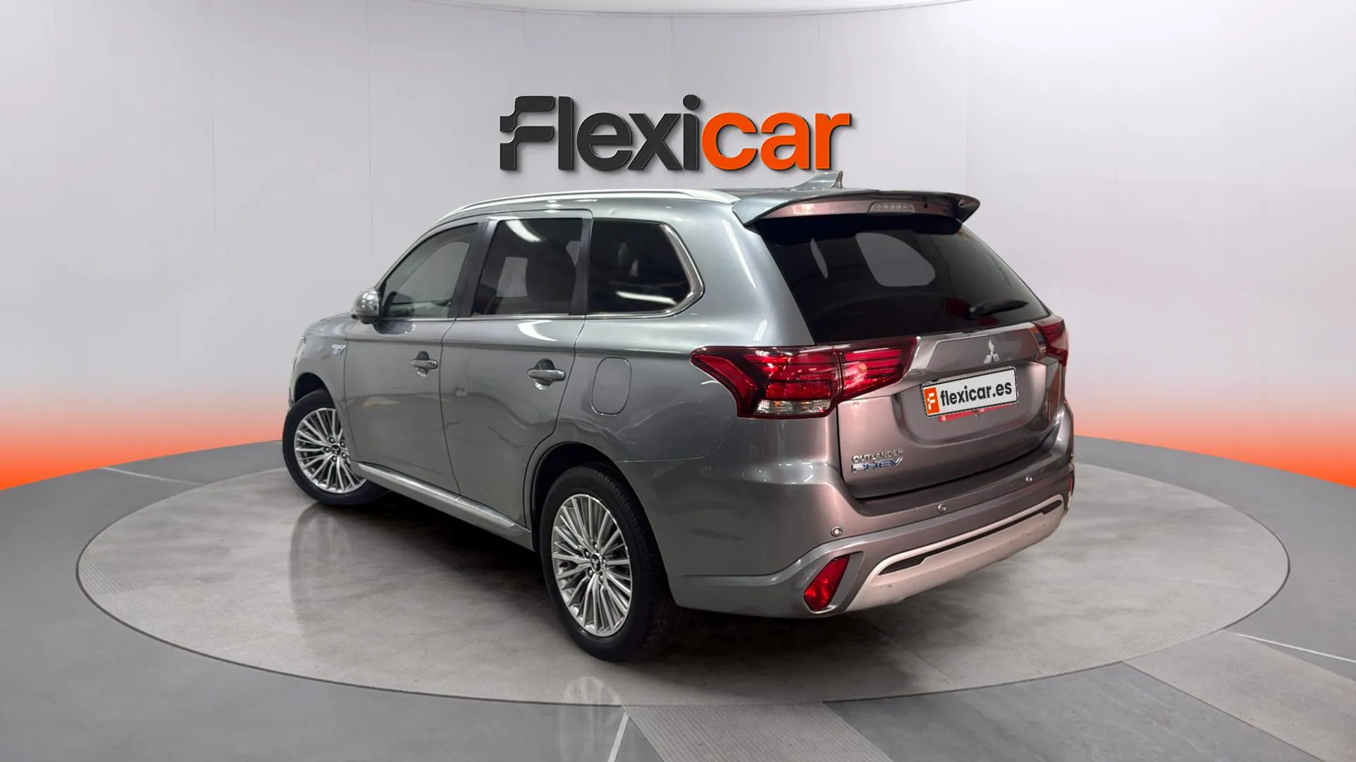 Mitsubishi Outlander 2.4 PHEV Kaiteki 4WD - foto 5