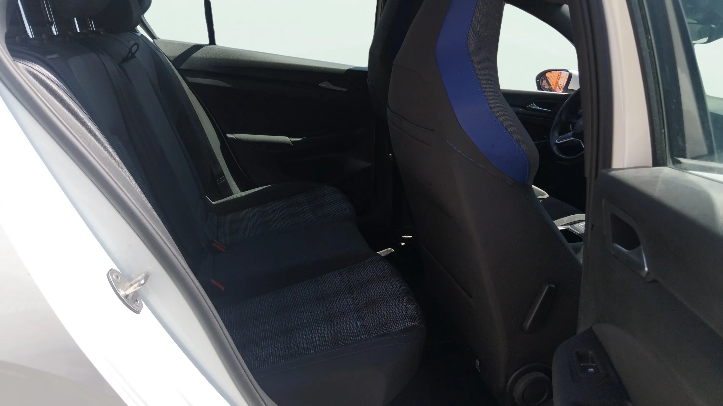 Volkswagen Golf GTE 1.4 TSI DSG - foto 11
