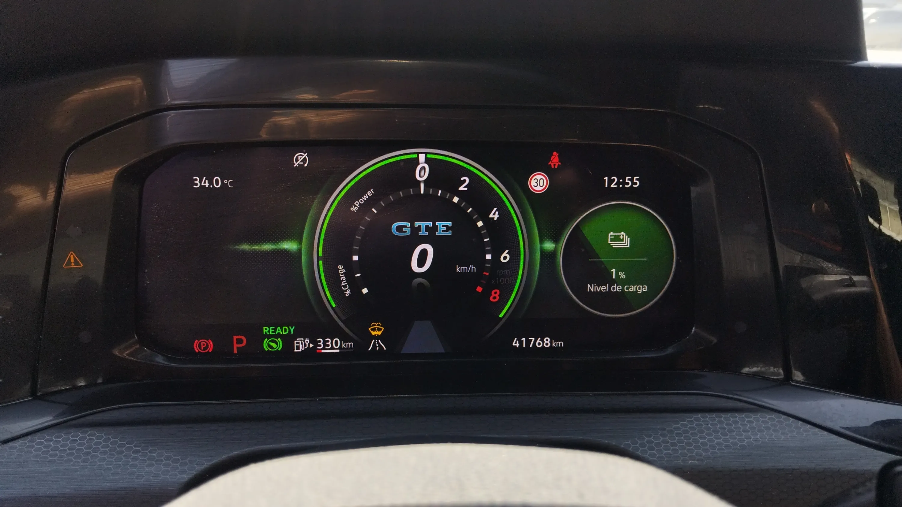 Volkswagen Golf GTE 1.4 TSI DSG - foto 13