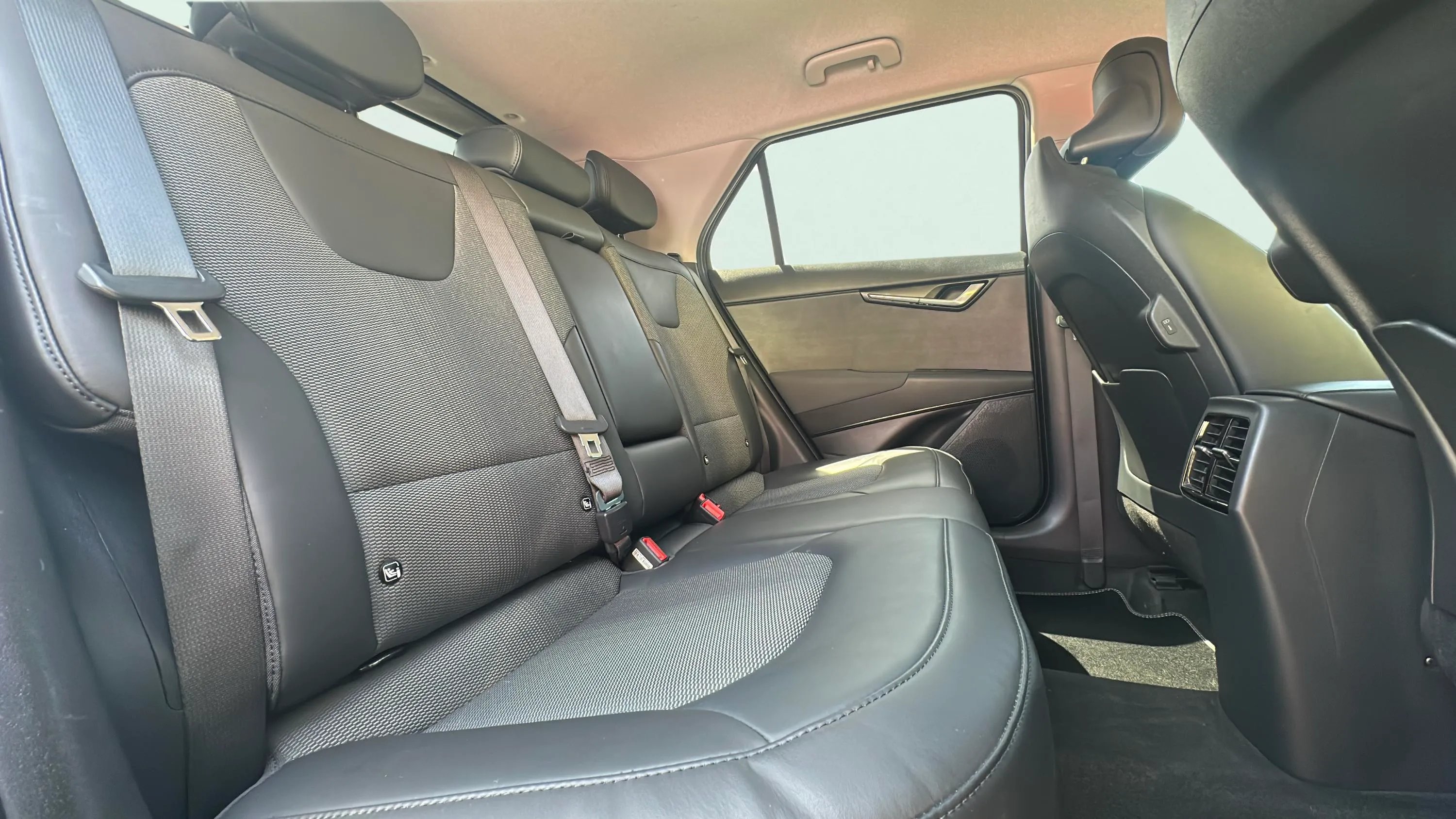 Kia Niro 1.6 GDi HEV Drive - foto 21