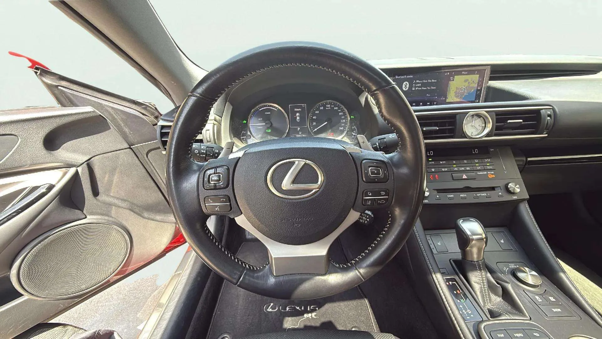Lexus RC 2.5 300h Business - foto 11