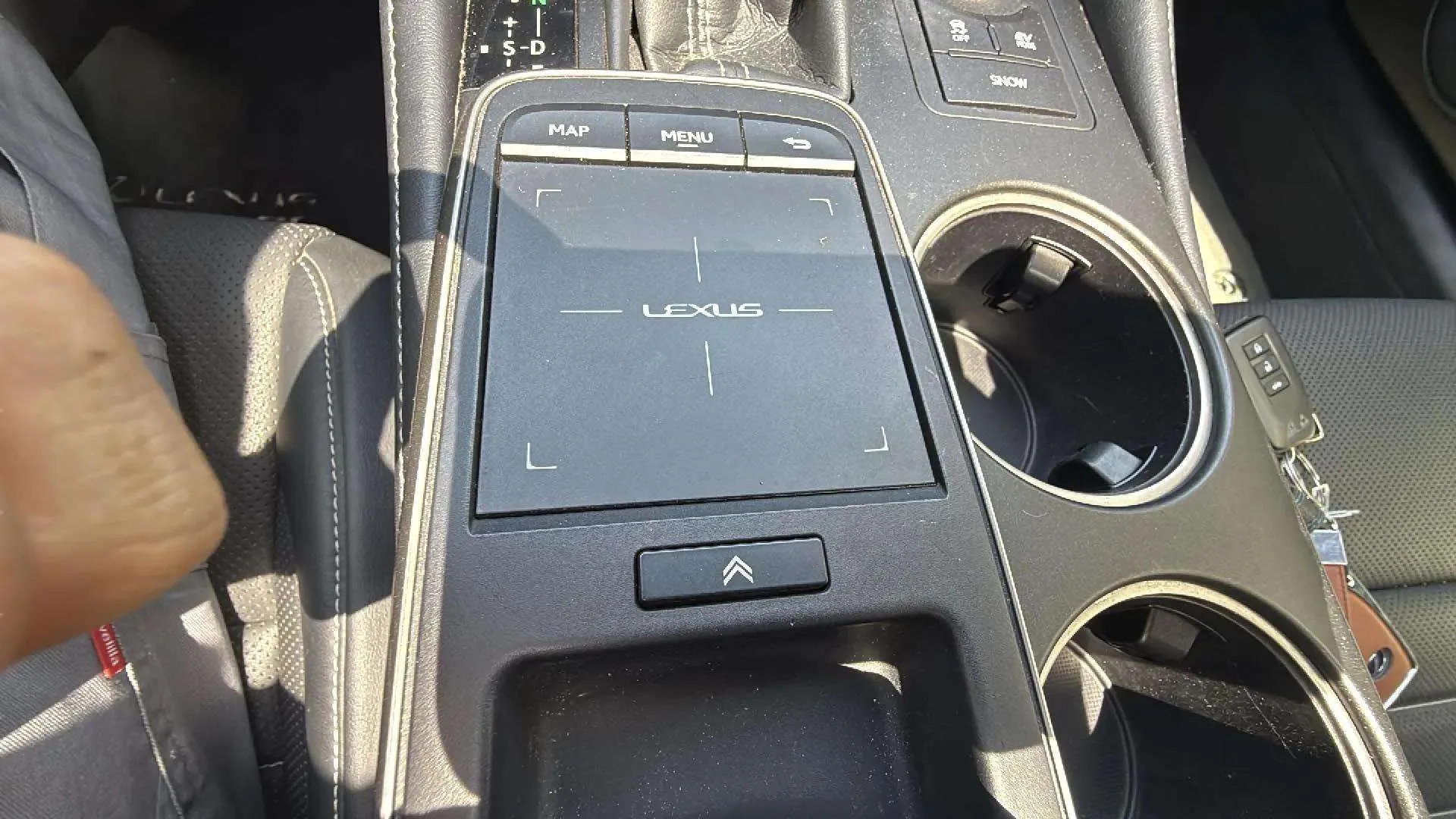 Lexus RC 2.5 300h Business - foto 21