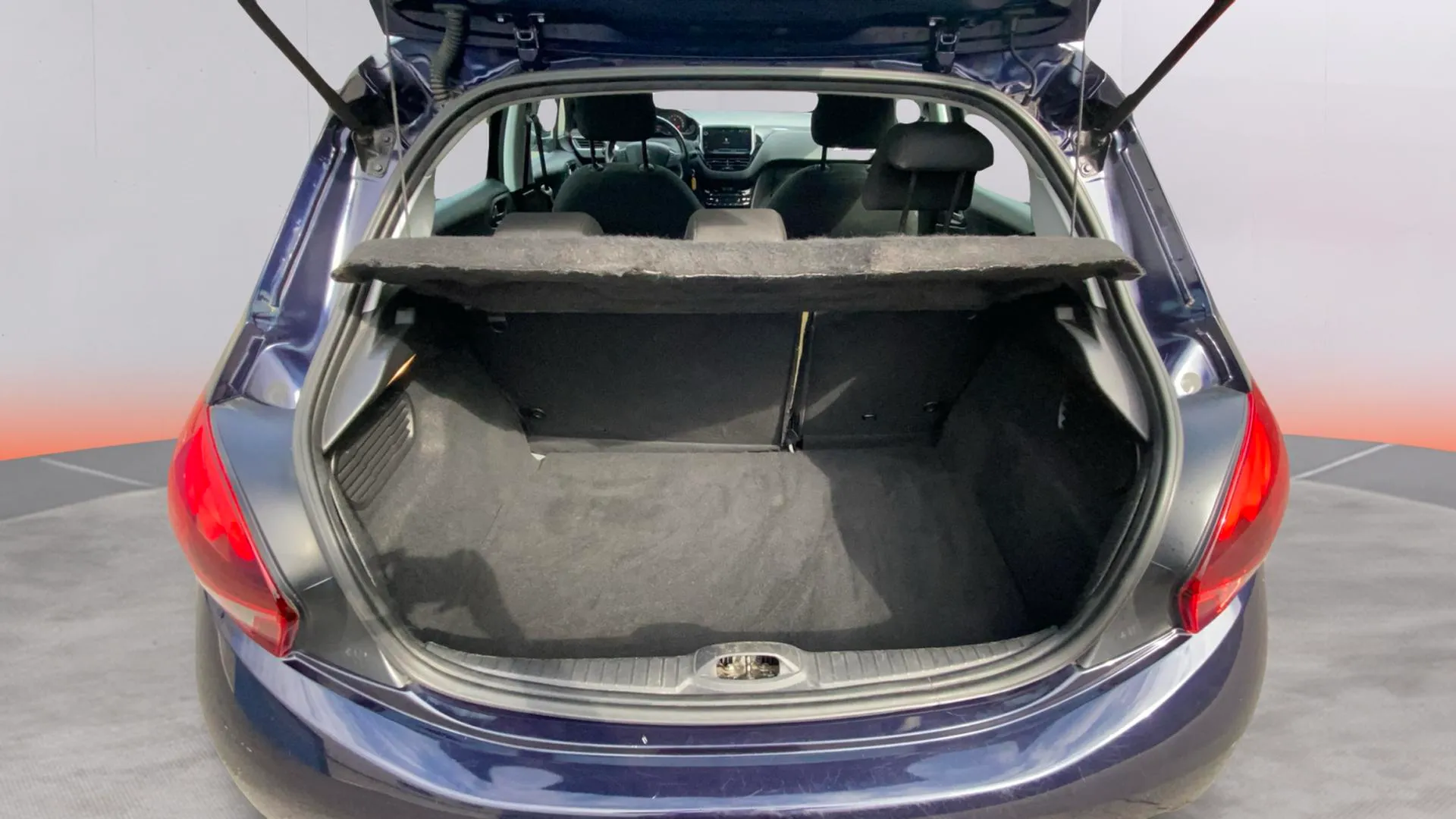 Peugeot 208 Allure 1.2L PureTech - foto 9