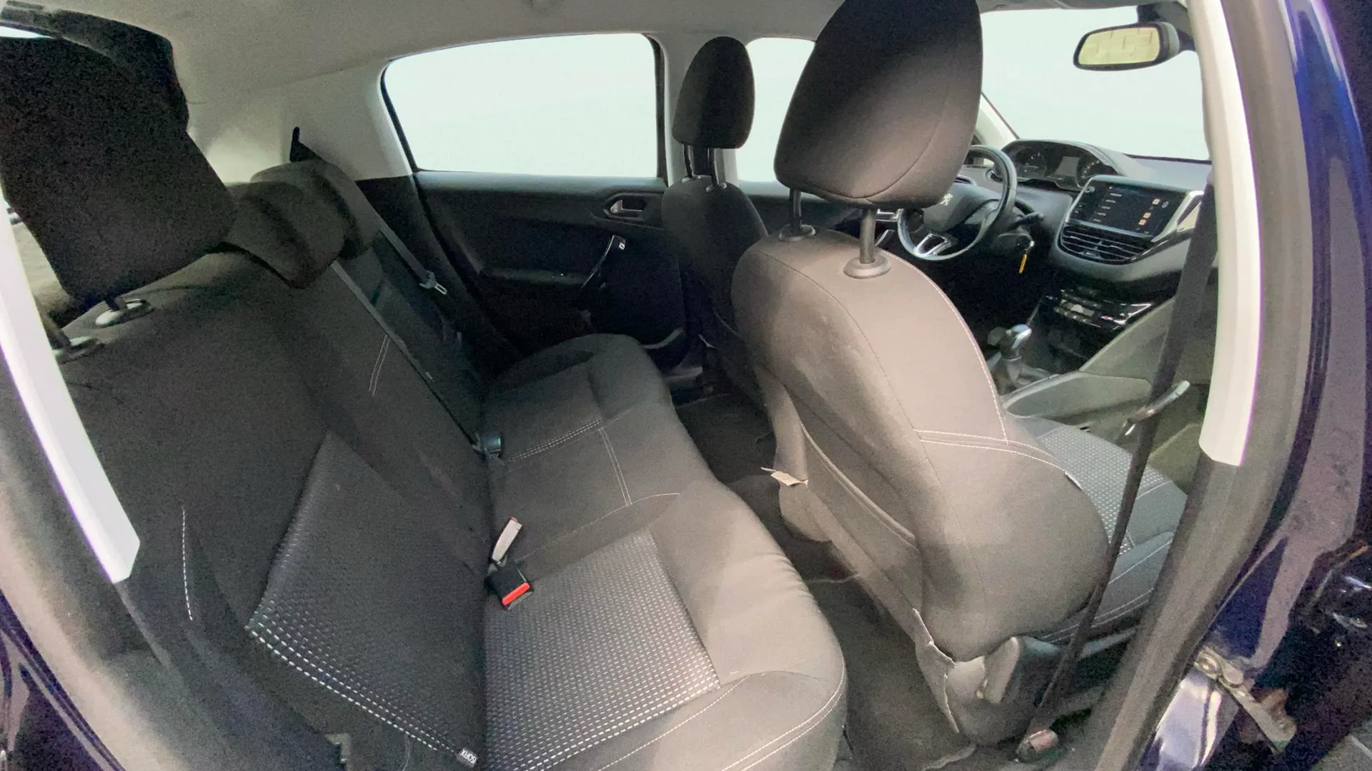 Peugeot 208 Allure 1.2L PureTech - foto 16