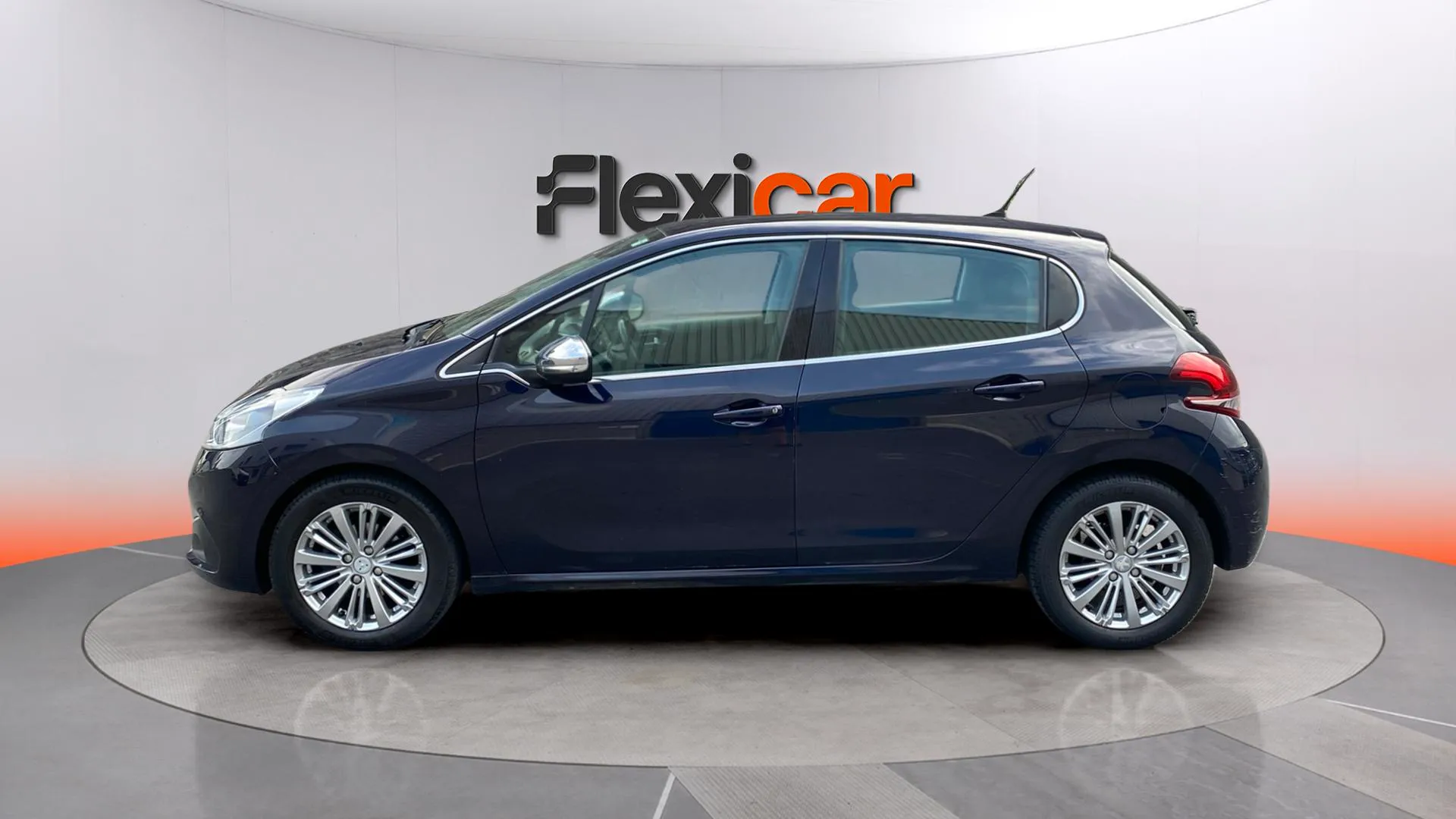 Peugeot 208 Allure 1.2L PureTech - foto 4