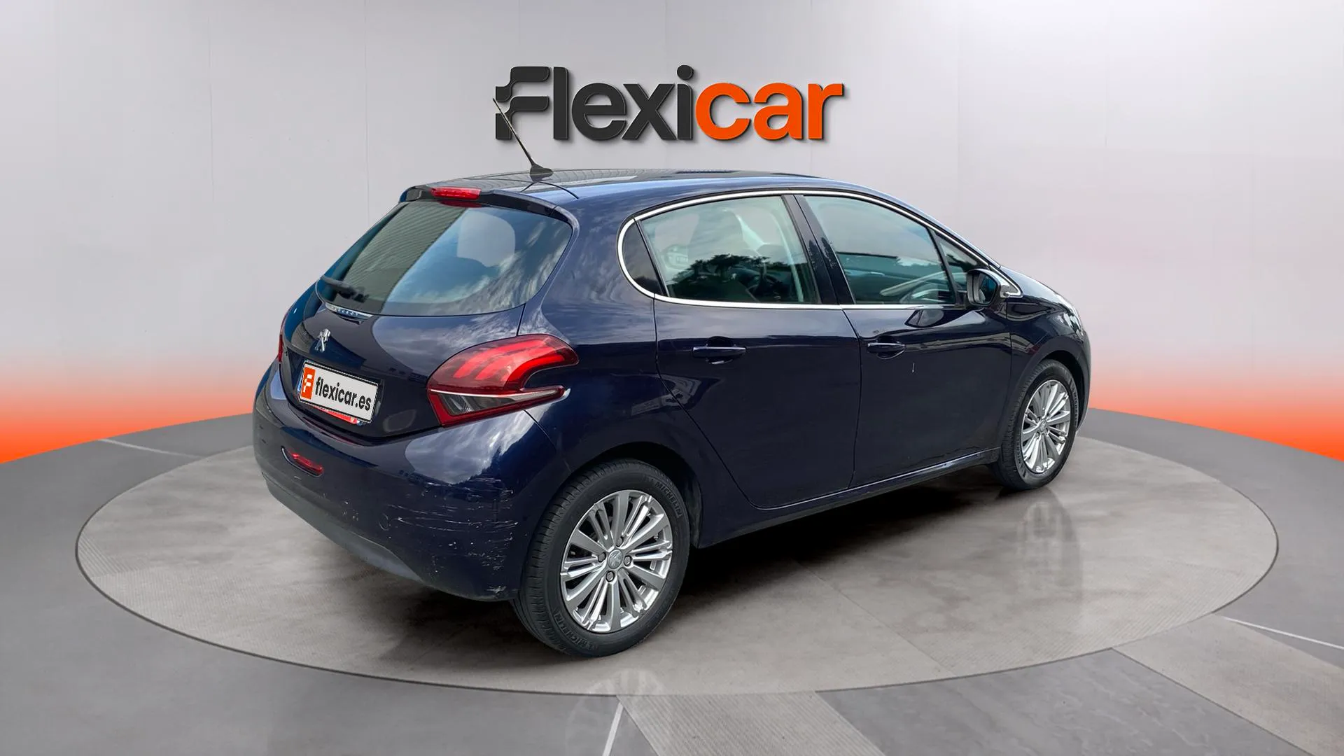 Peugeot 208 Allure 1.2L PureTech - foto 8