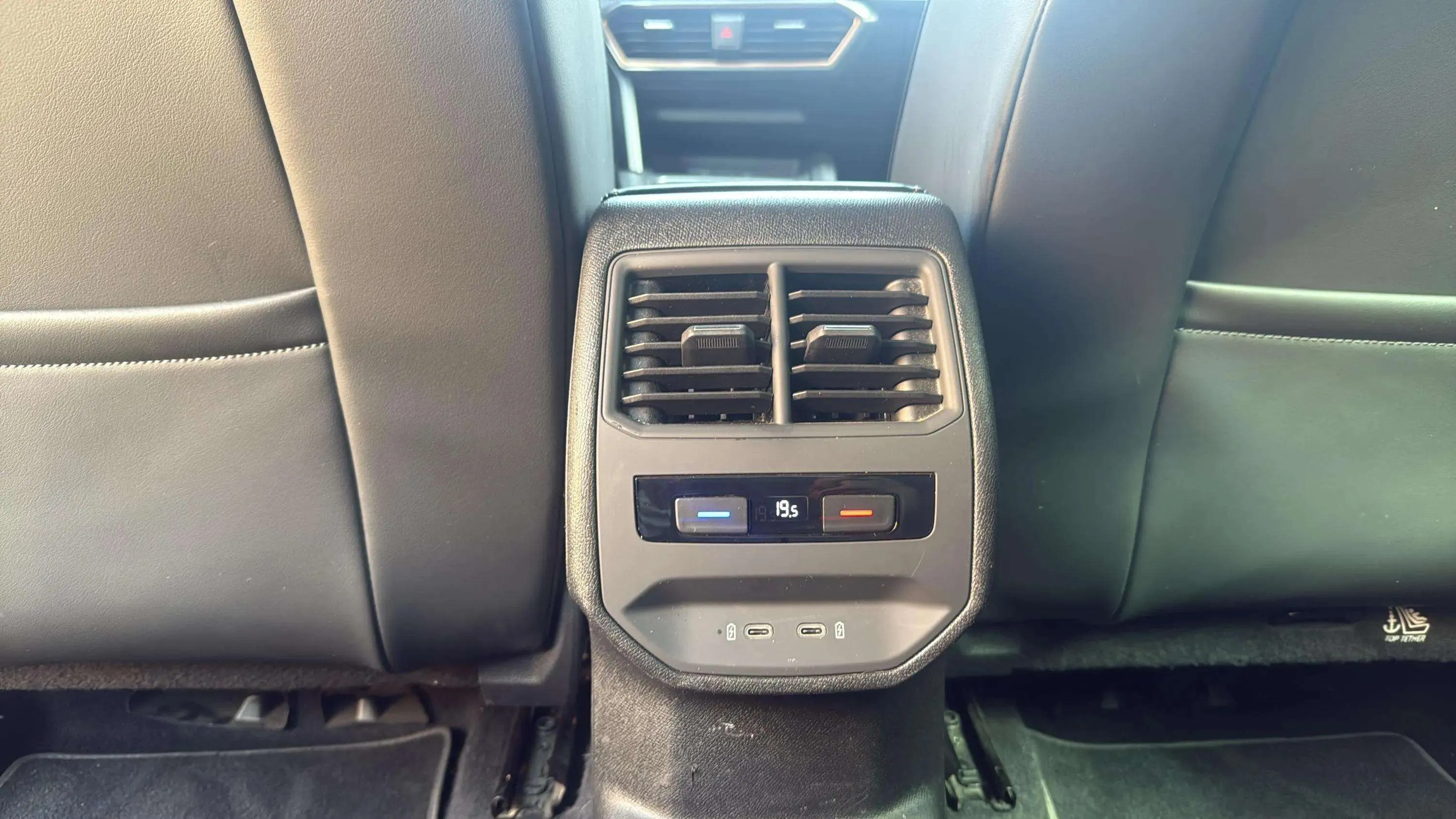 Cupra Formentor 1.5 TSI DSG - foto 29