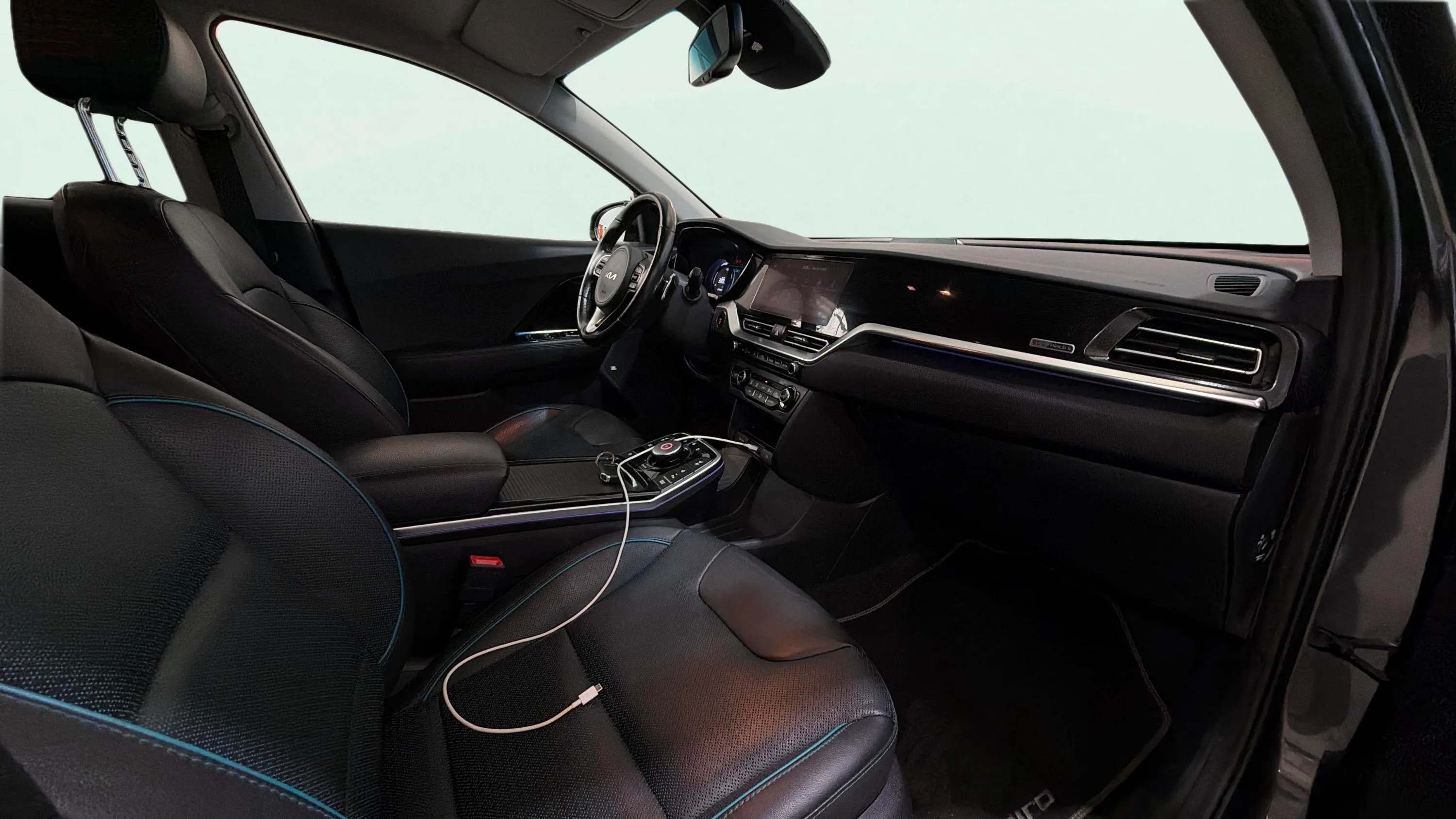 Kia Niro e-Niro Emotion - foto 20