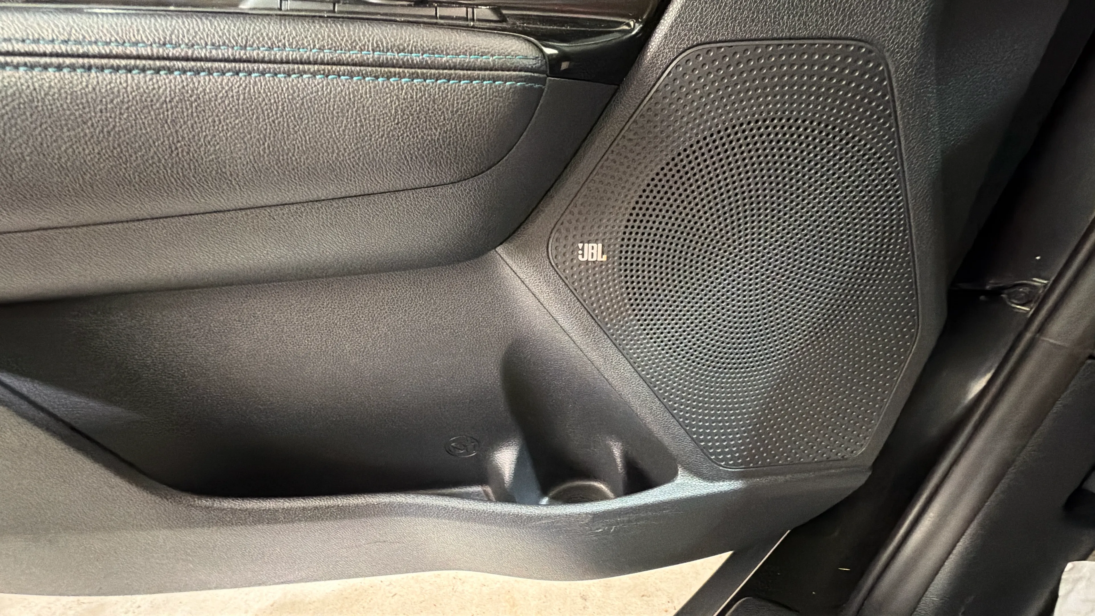 Kia Niro e-Niro Emotion - foto 29