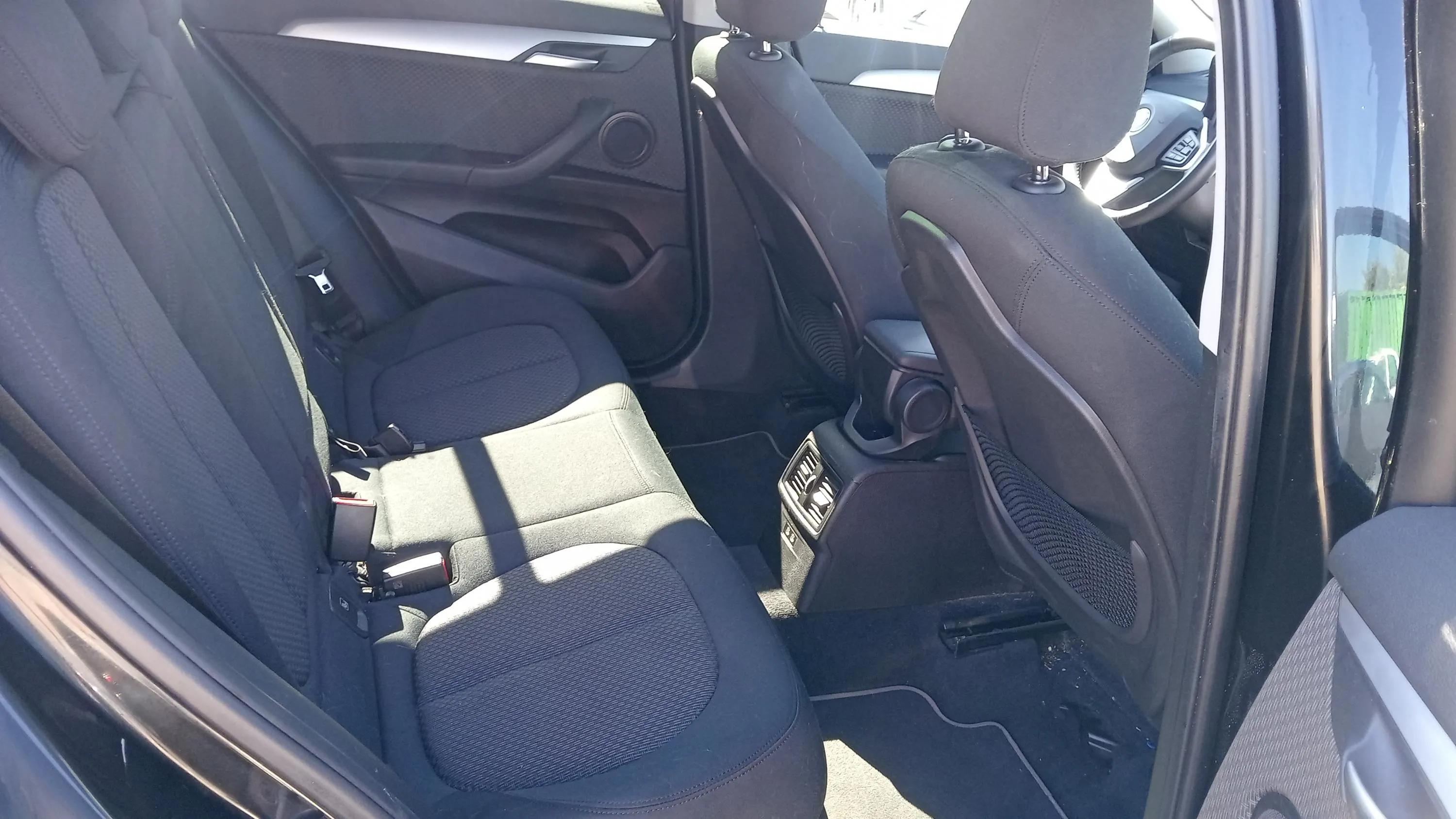 BMW X2 sDrive18d - foto 18