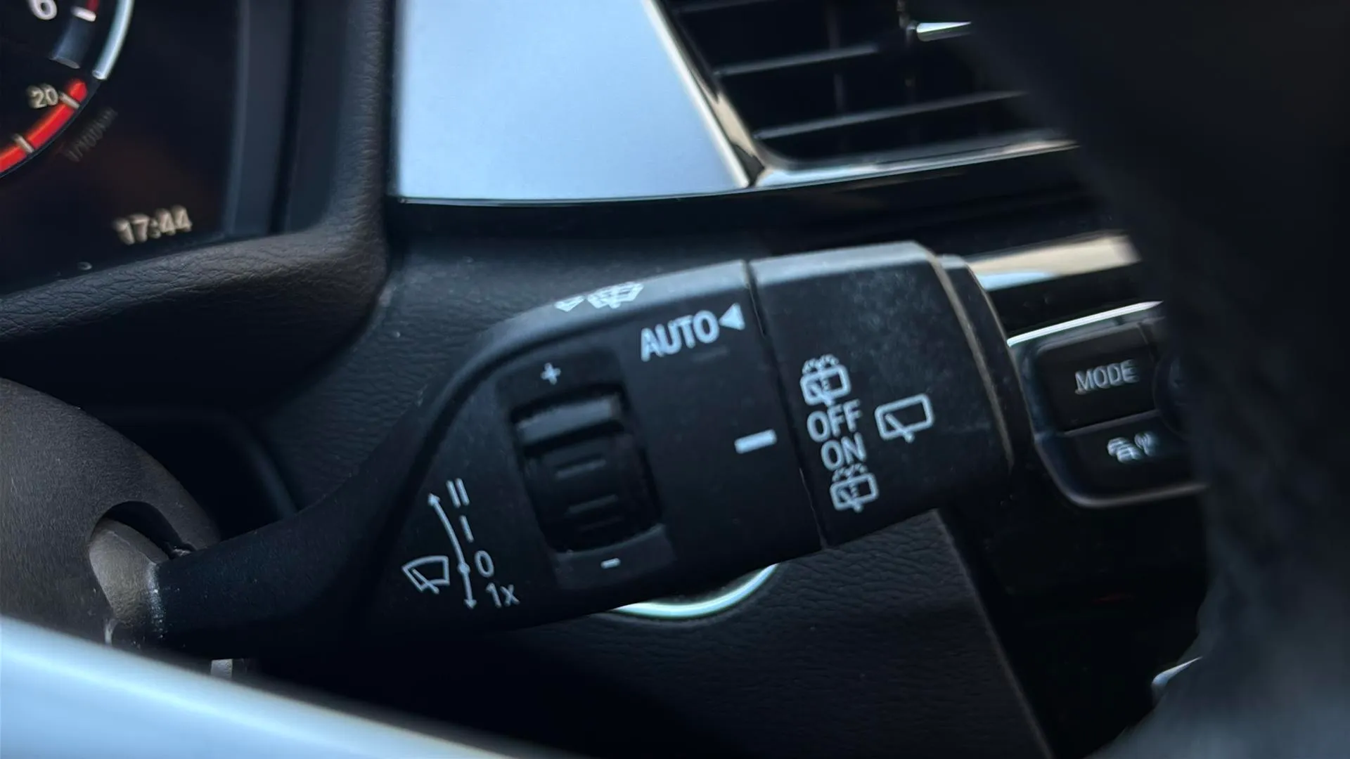 BMW X1 sDrive18d - foto 21