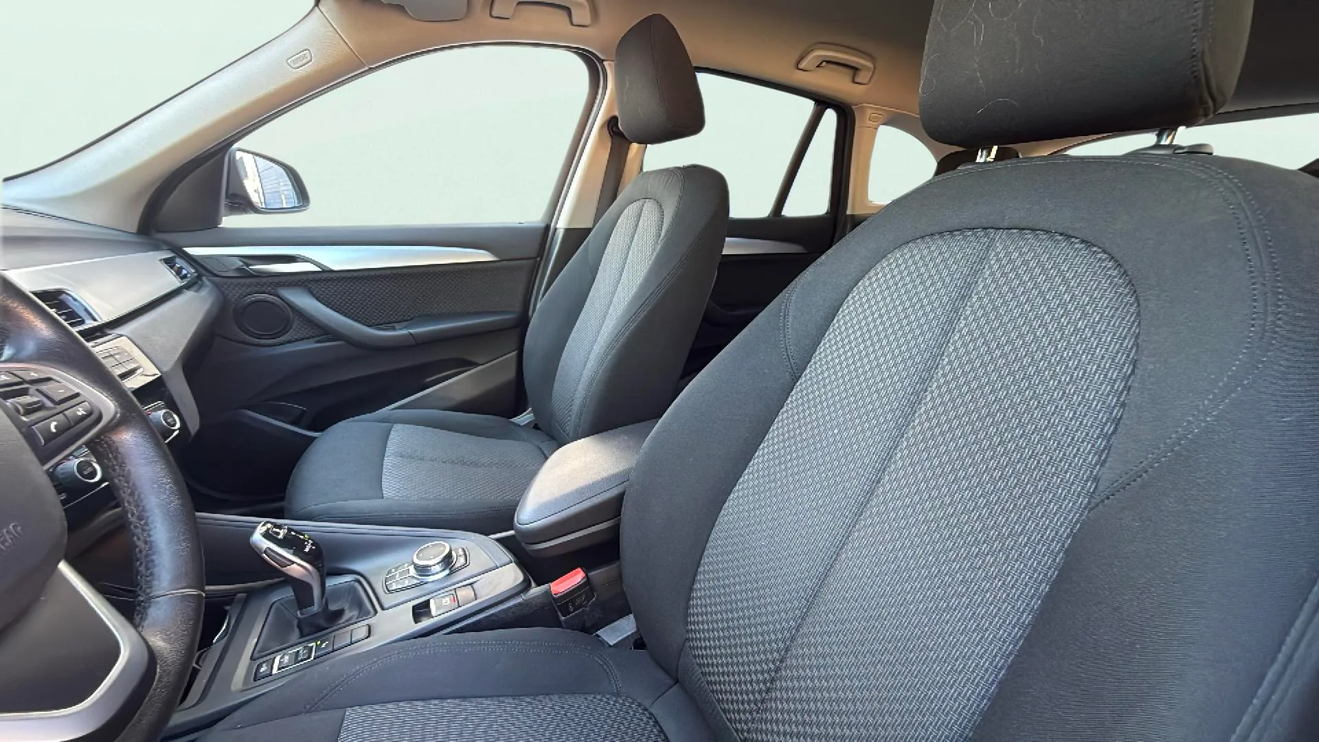 BMW X1 sDrive18d - foto 13