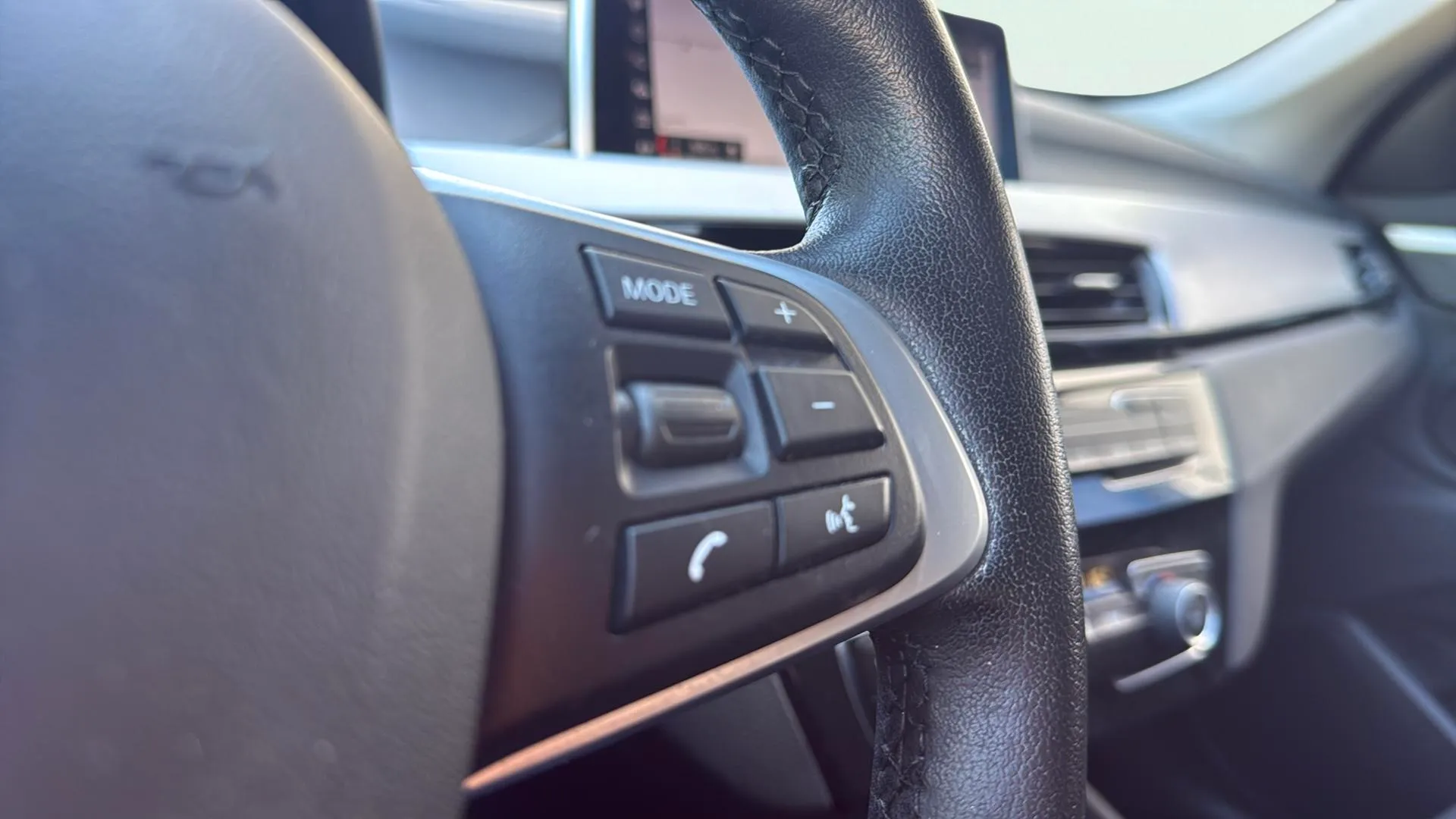 BMW X1 sDrive18d - foto 12