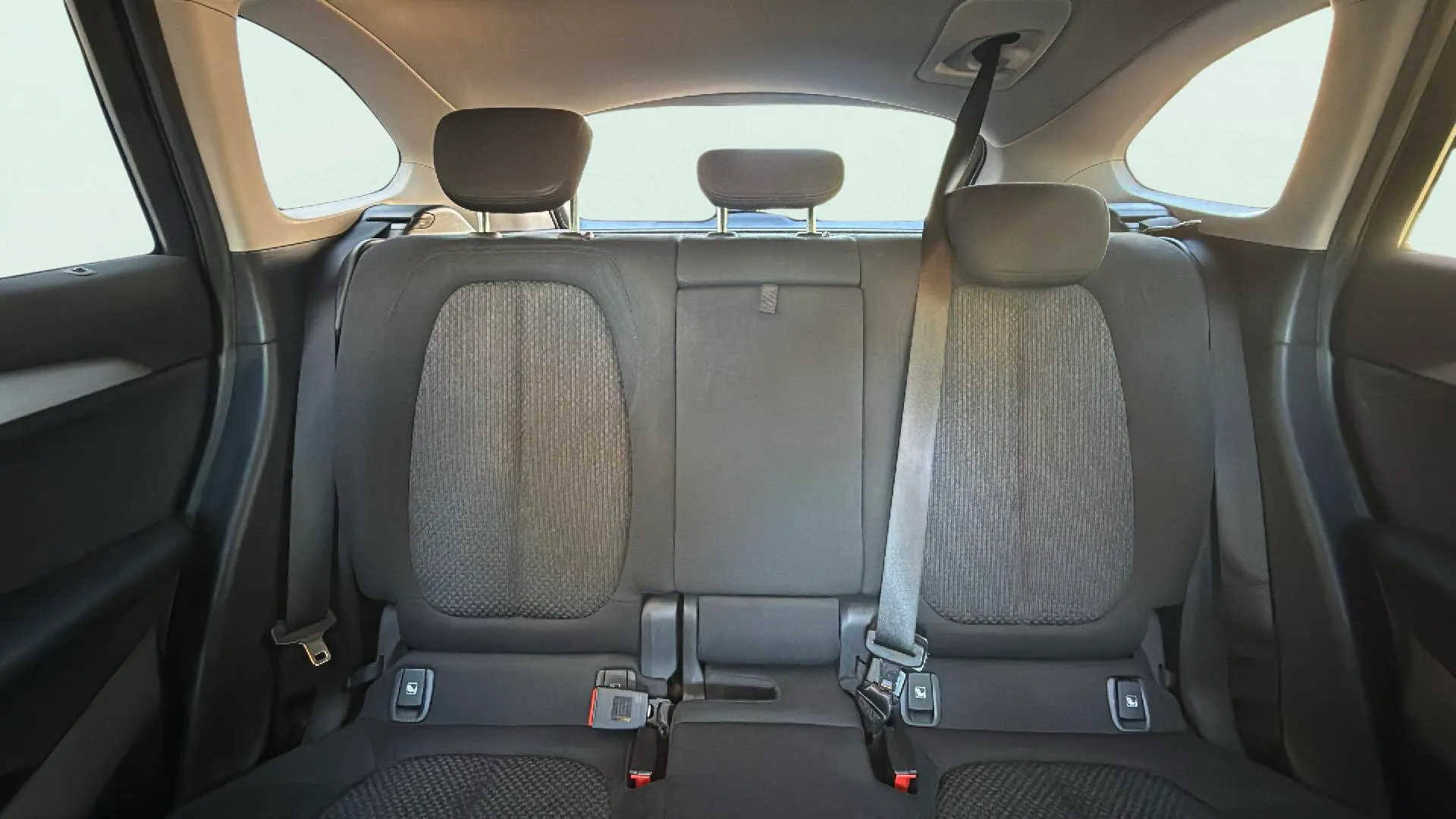 BMW X1 sDrive18d - foto 14