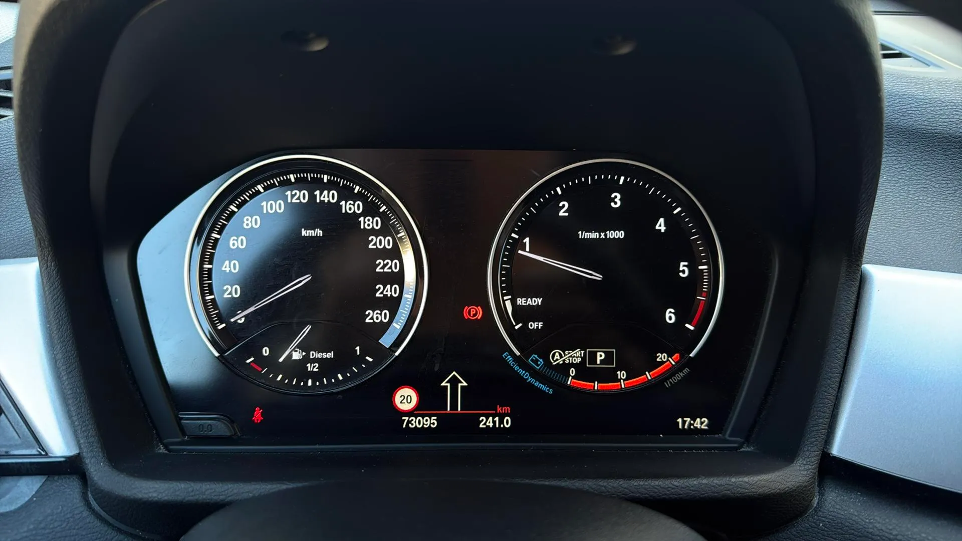 BMW X1 sDrive18d - foto 10
