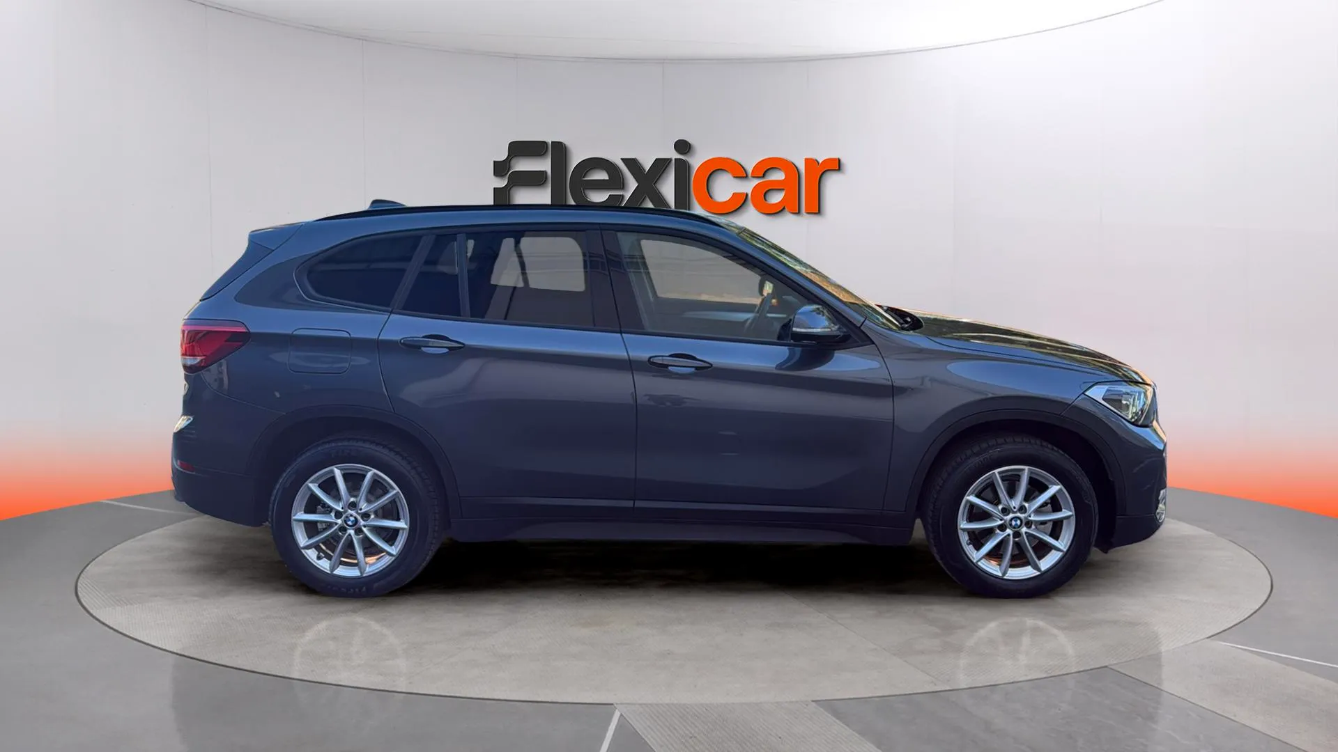 BMW X1 sDrive18d - foto 3