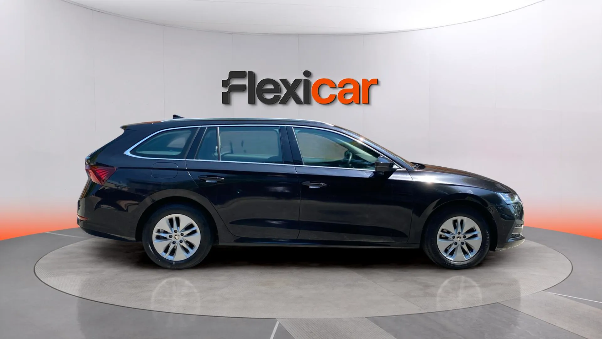 Škoda Octavia Combi 1.5 TSI DSG m-HEV Ambit Plus - foto 6