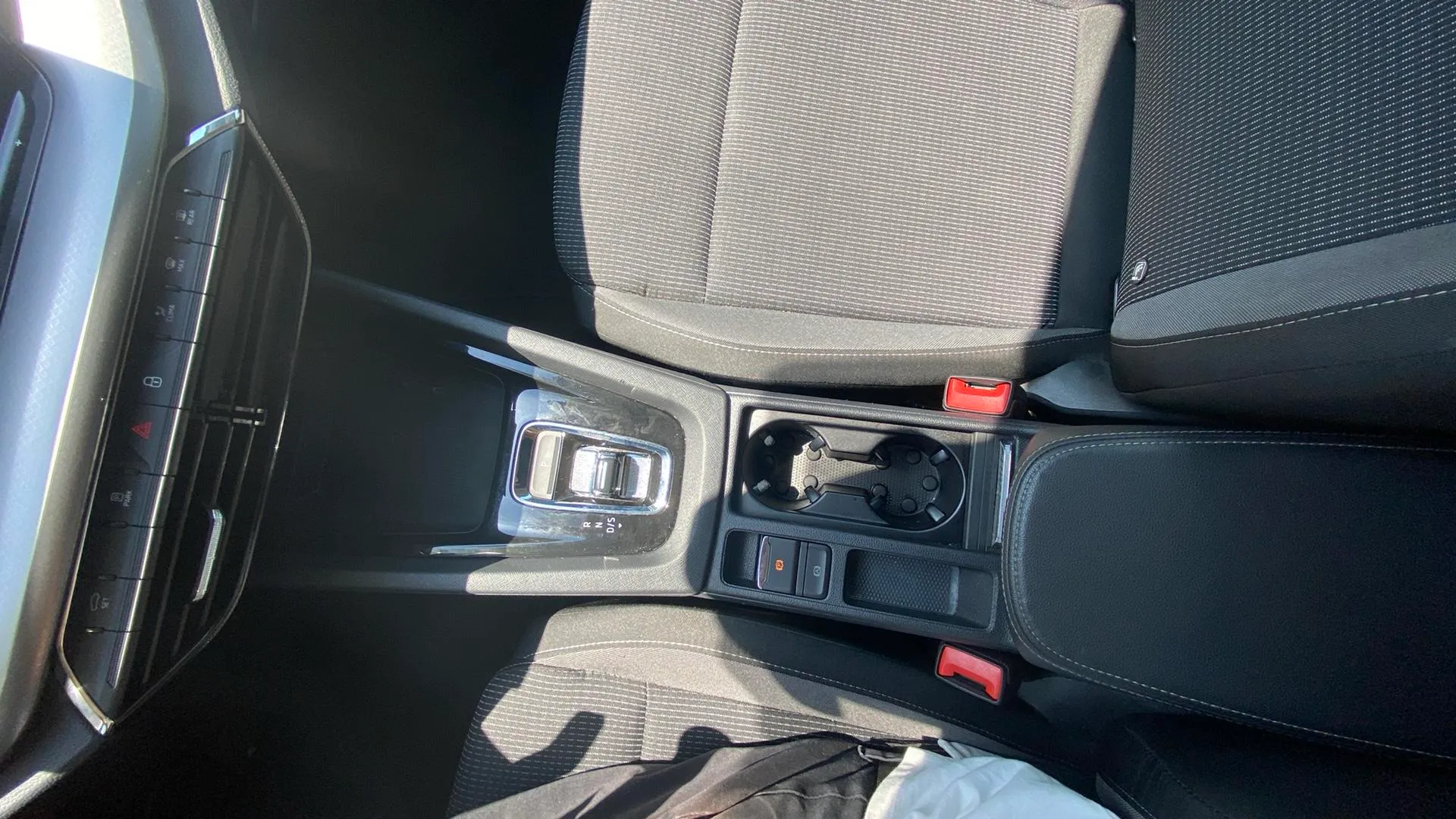 Škoda Octavia Combi 1.5 TSI DSG m-HEV Ambit Plus - foto 17