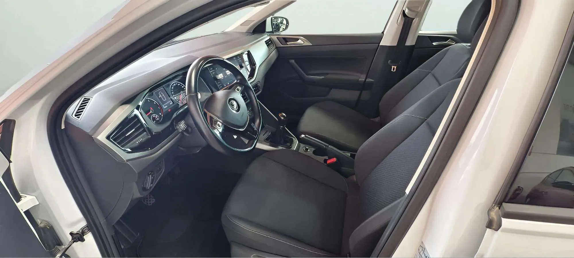 Volkswagen Polo Advance 1.0 TSI - foto 12