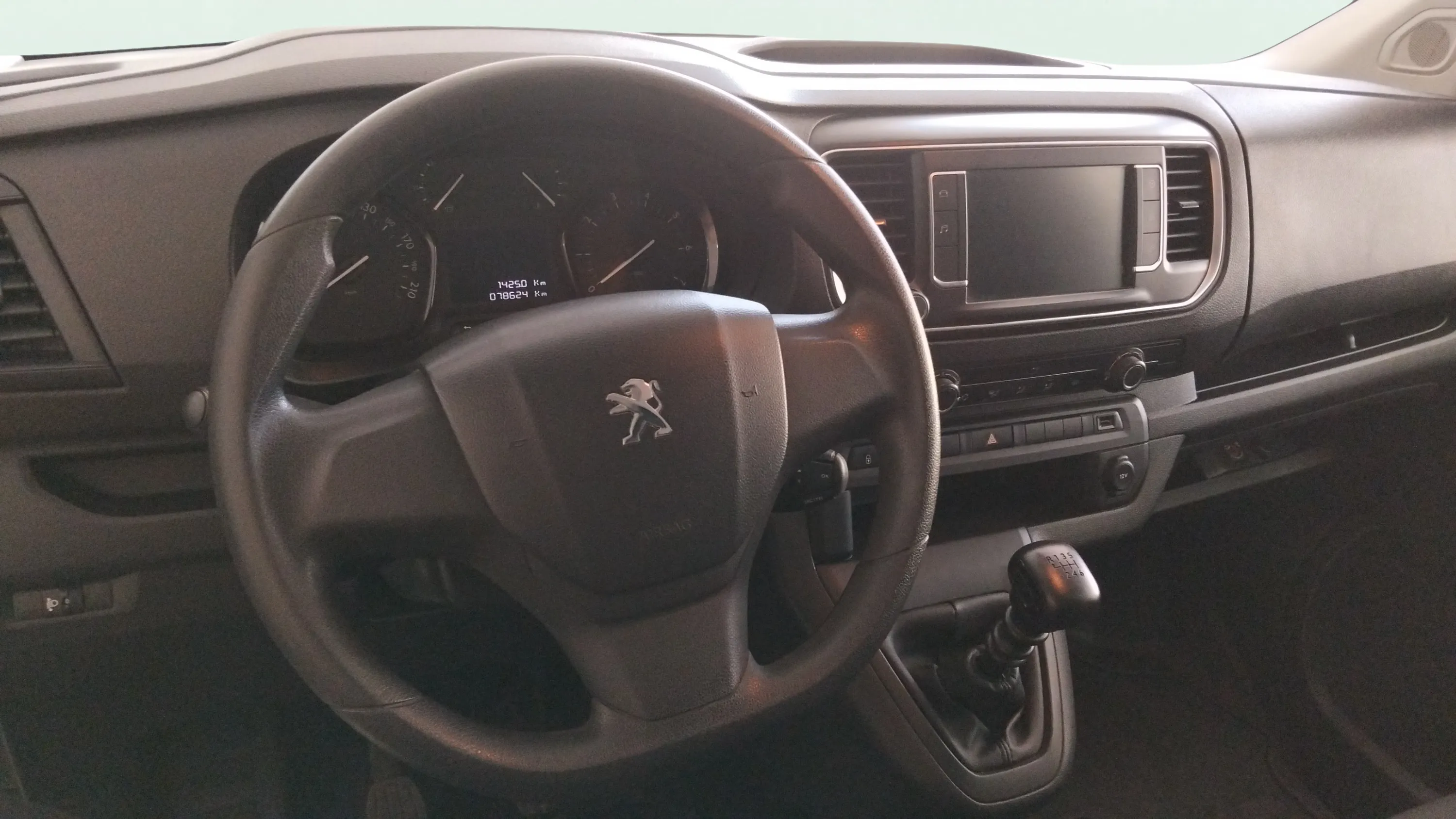 Peugeot Expert Furgón BlueHDi 100 Standard - foto 12