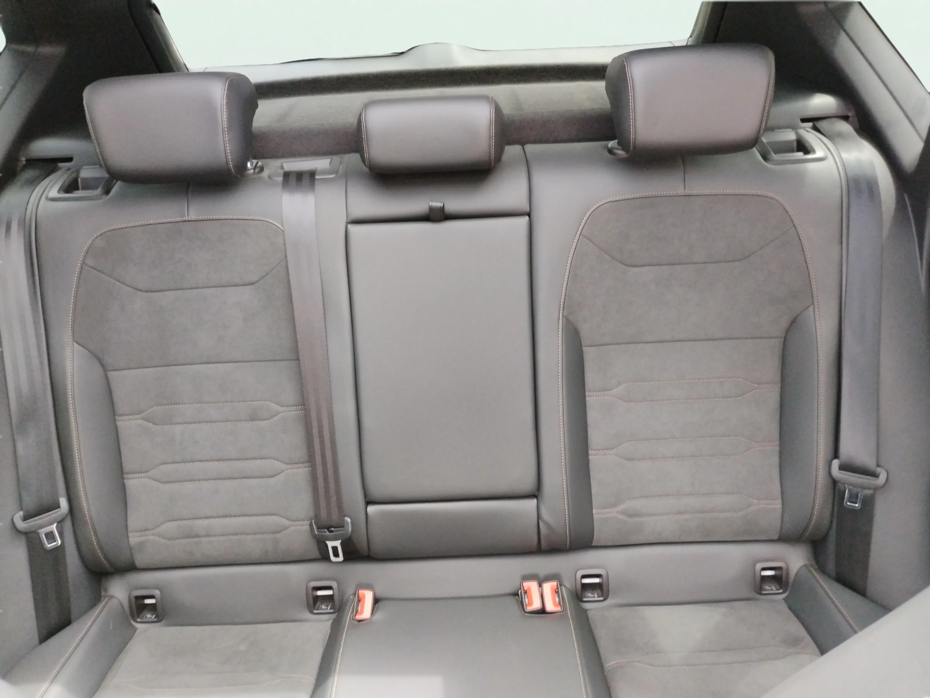 Cupra Ateca 2.0 TSI 4Drive DSG - foto 16