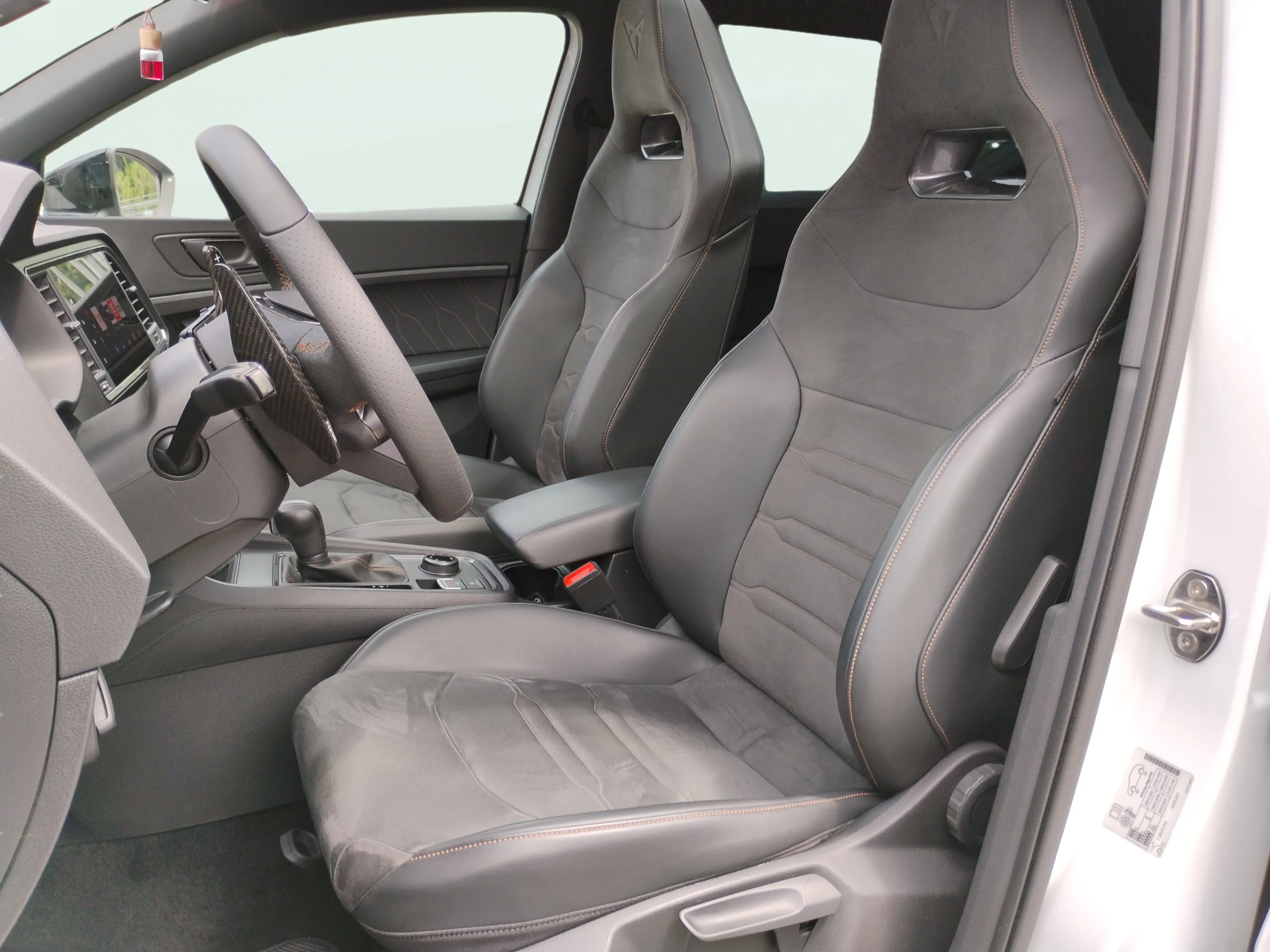 Cupra Ateca 2.0 TSI 4Drive DSG - foto 14