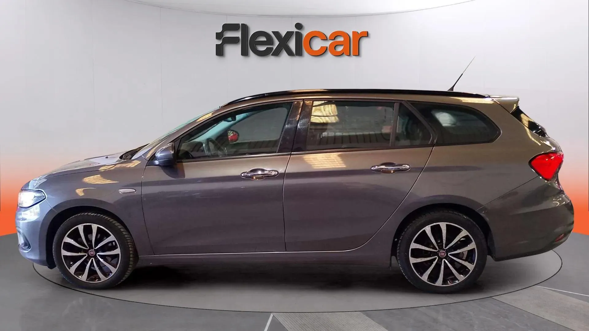 Fiat Tipo 1.4 16v Lounge gasolina SW - foto 3