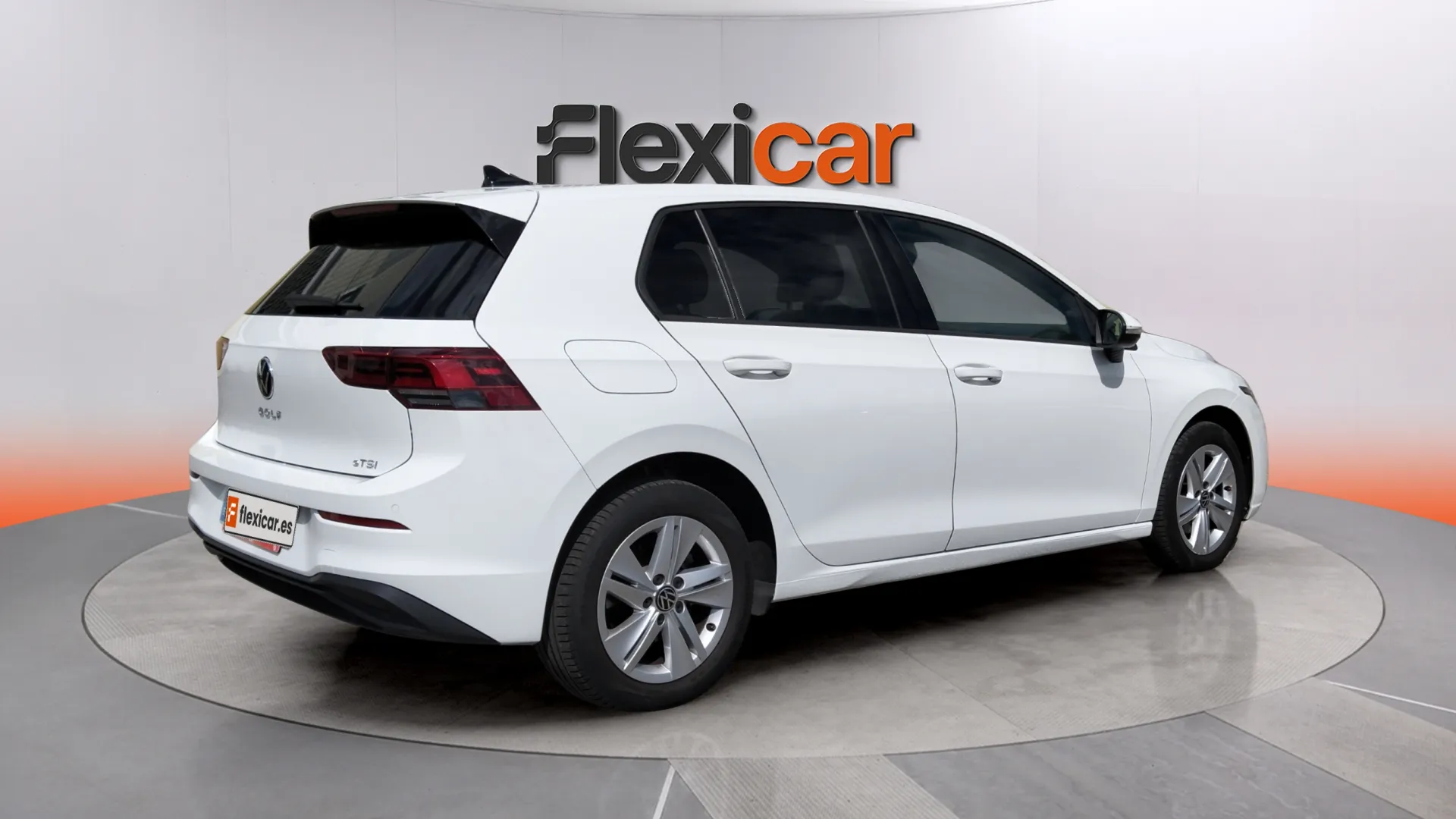 Volkswagen Golf 1.0 eTSI DSG - foto 6